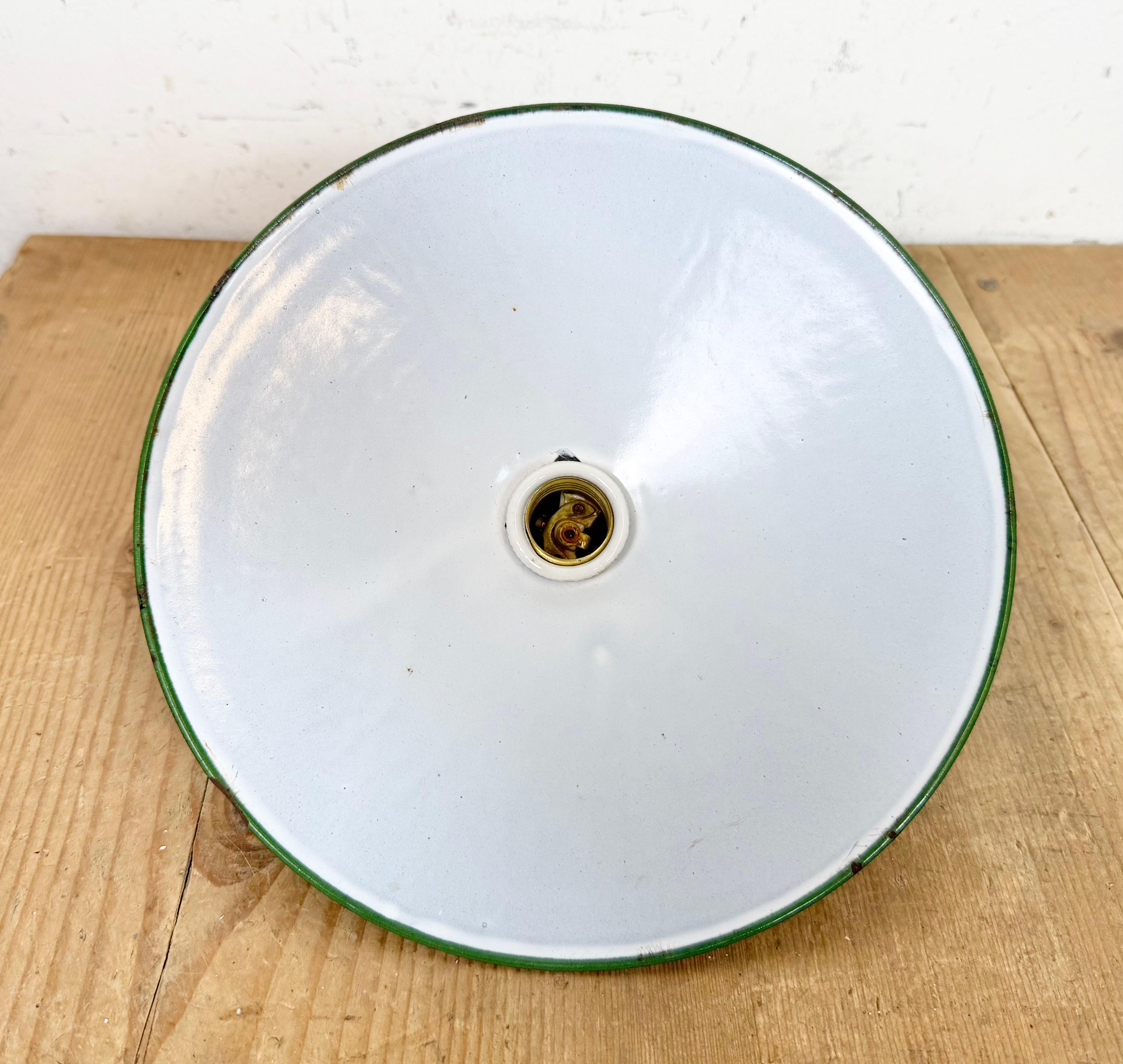 Industrial Green Enamel Light, 1930s For Sale 7