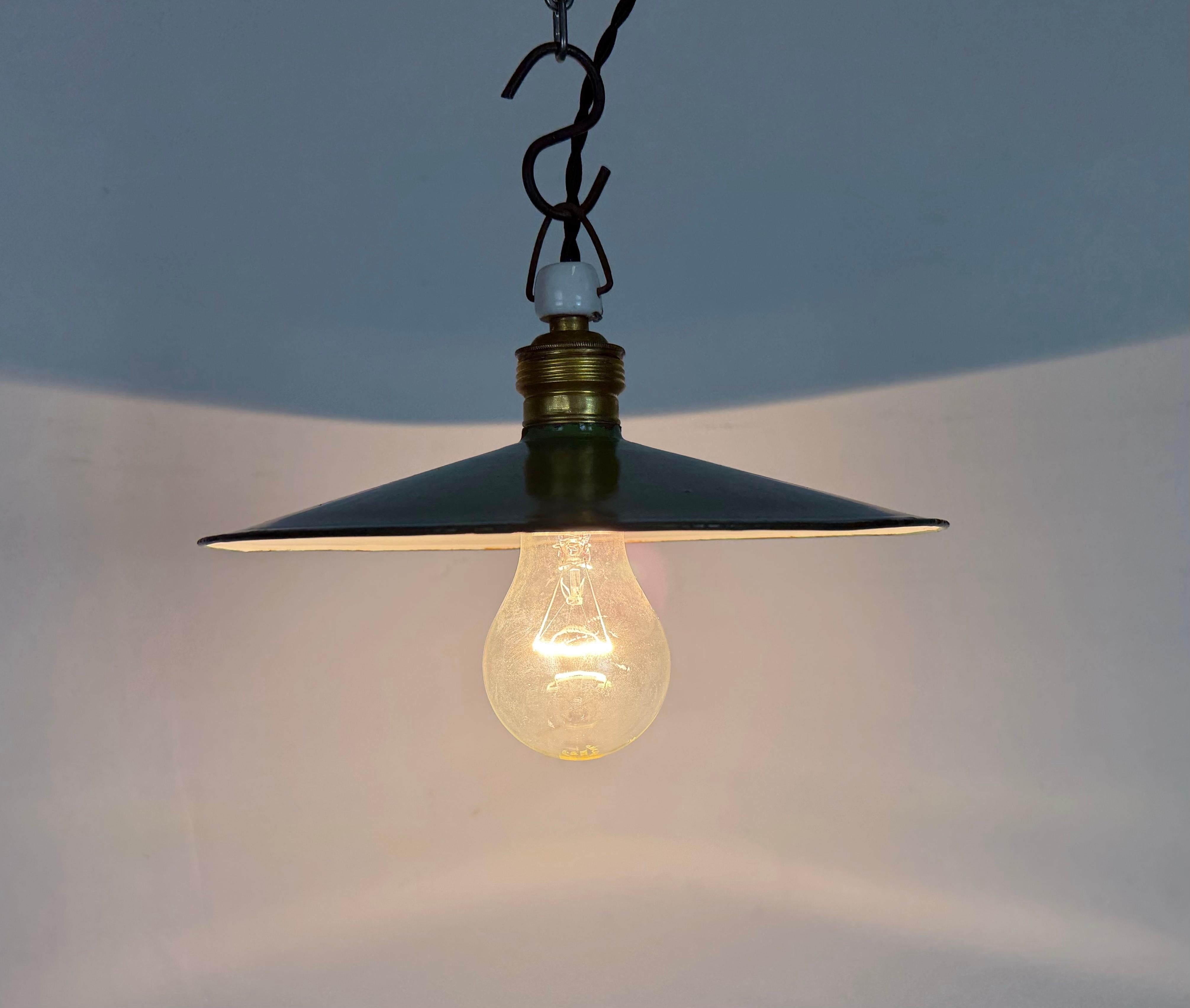 Industrial Green Enamel Light, 1930s For Sale 2