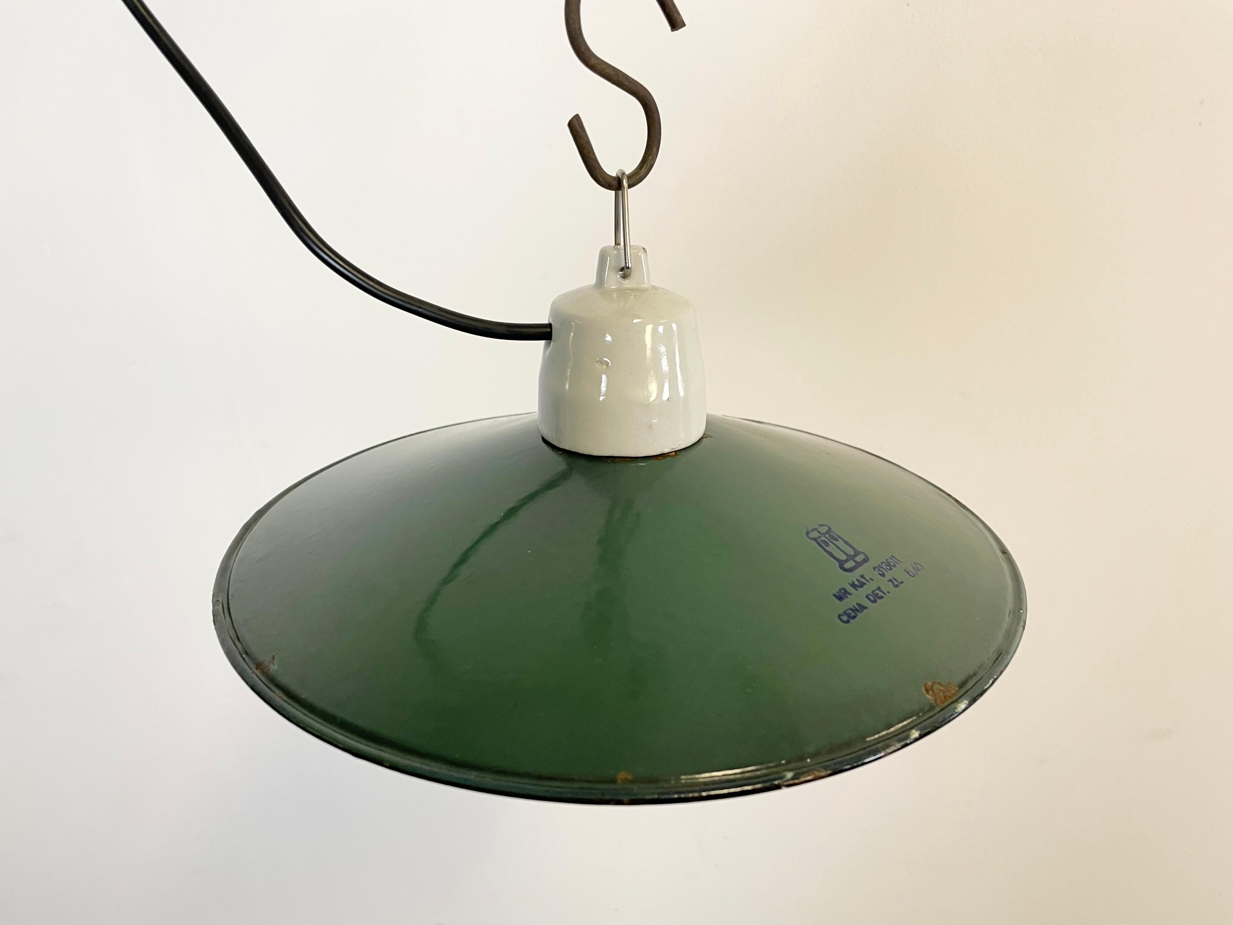 Industrial Green Enamel Light, 1970s In Good Condition In Kojetice, CZ