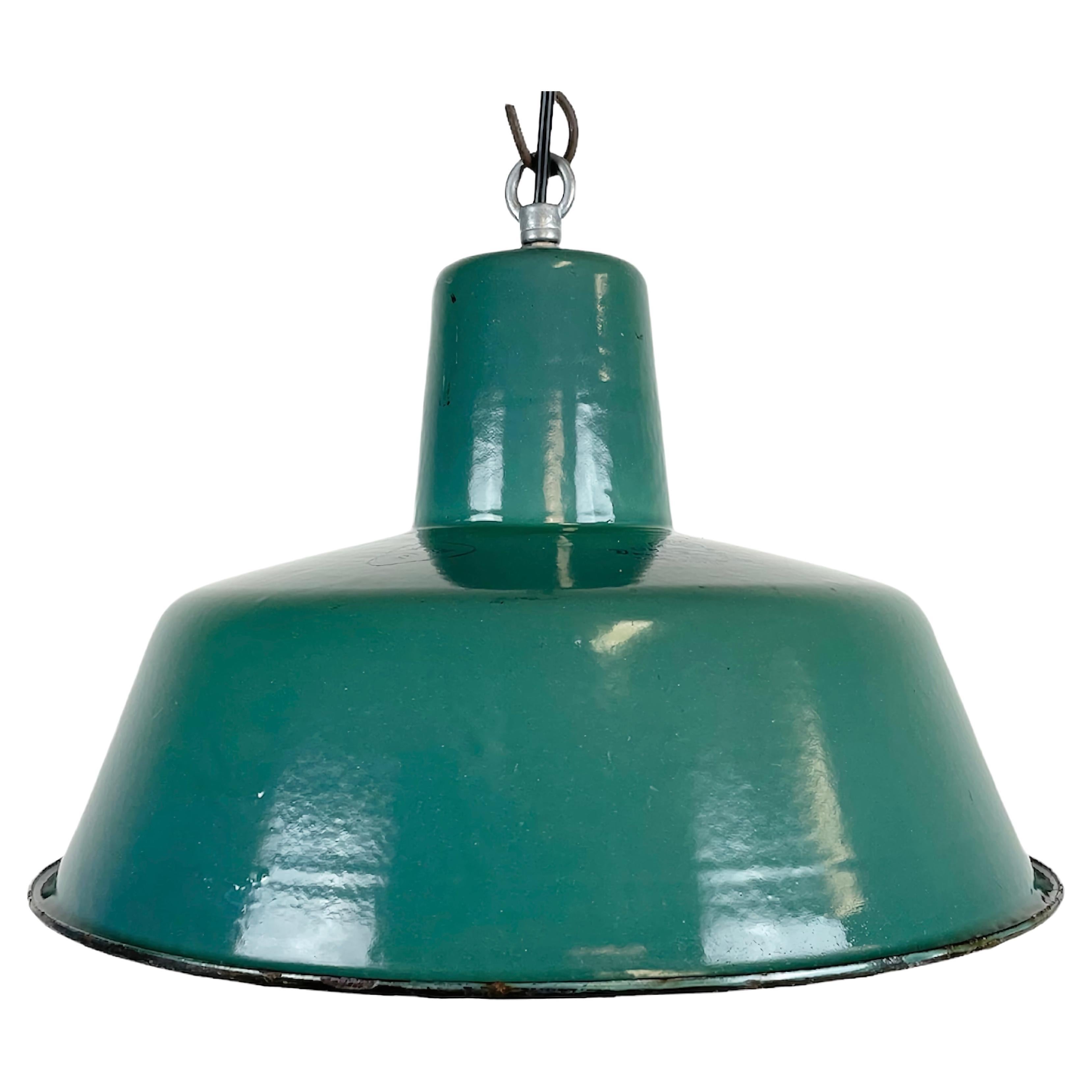 Industrial Green Enamel Pendant Lamp, 1960s For Sale