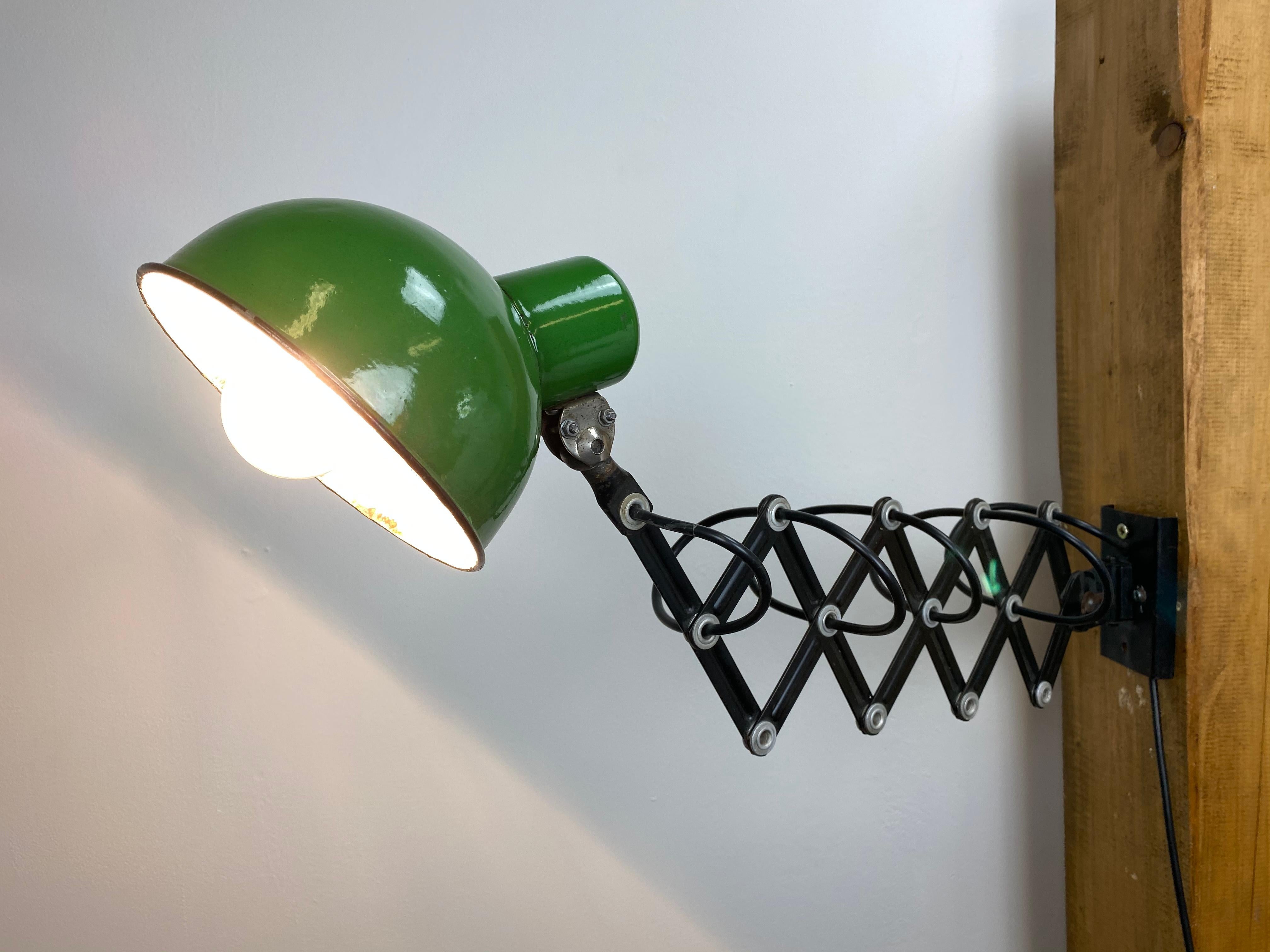 Industrial Green Enamel Scissor Wall Lamp, 1950s 2