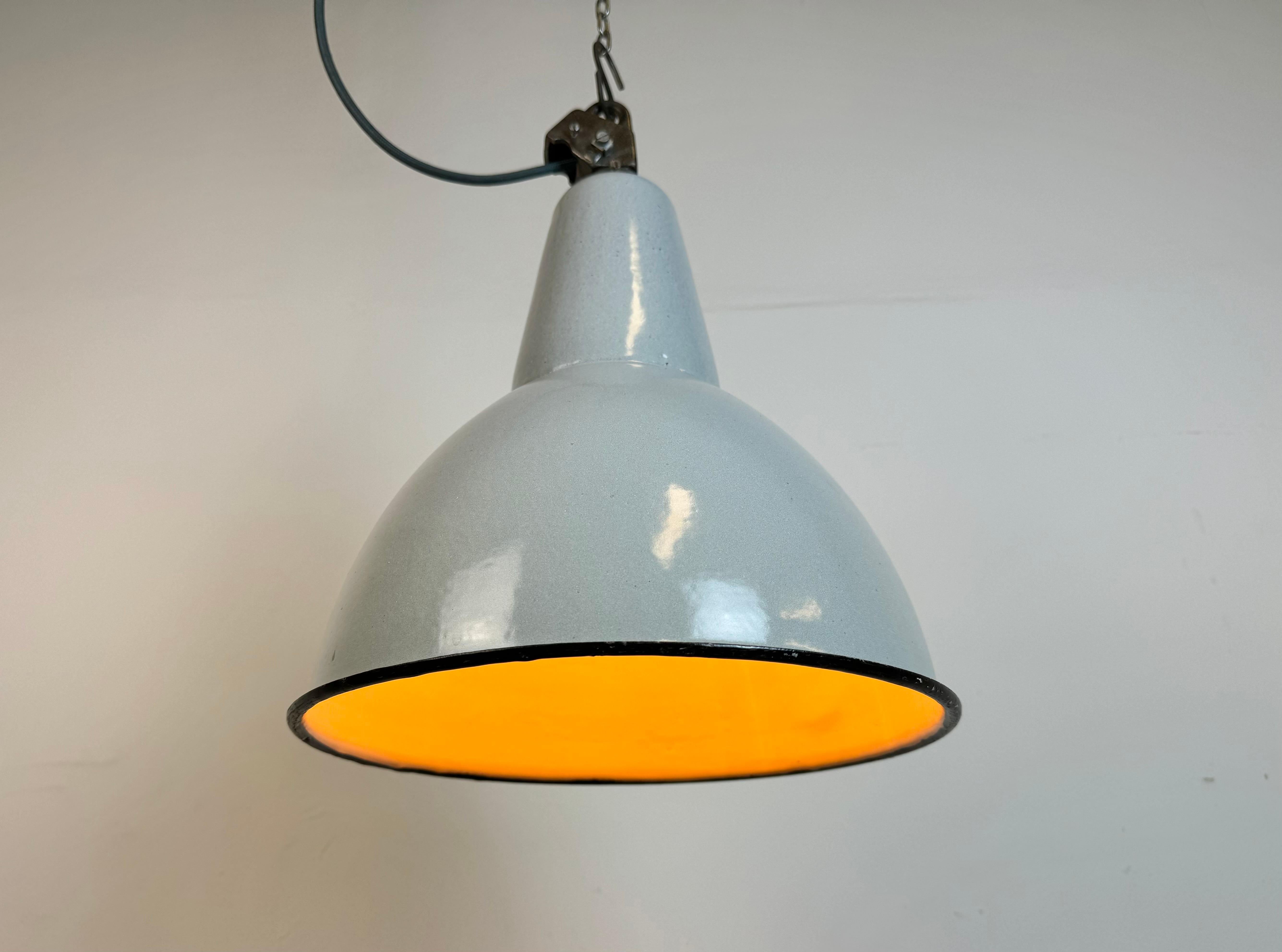 Industrial Grey Enamel Factory Lamp with Cast Iron Top, 1960s For Sale 7