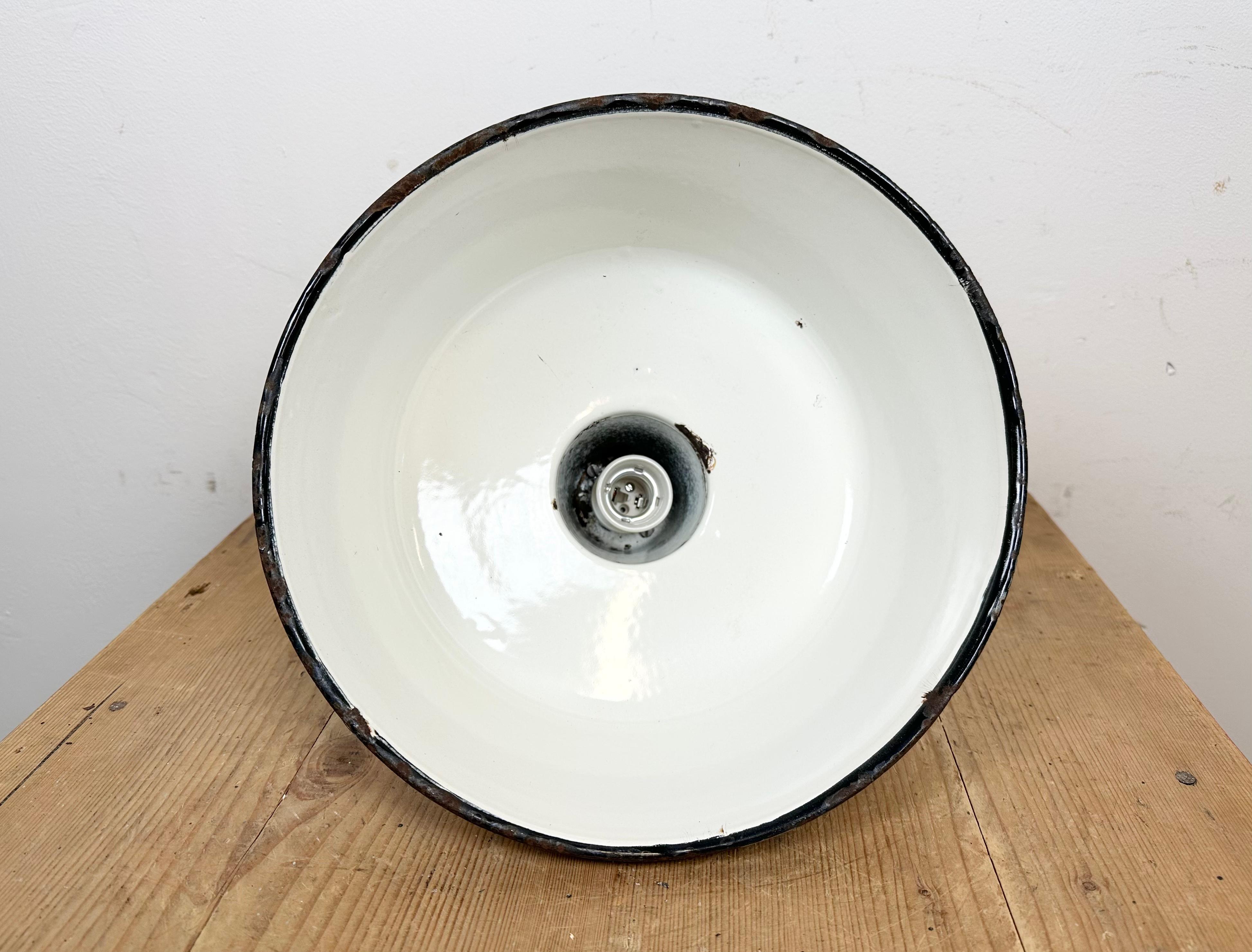 Industrial Grey Enamel Factory Lamp with Cast Iron Top, 1960s For Sale 9