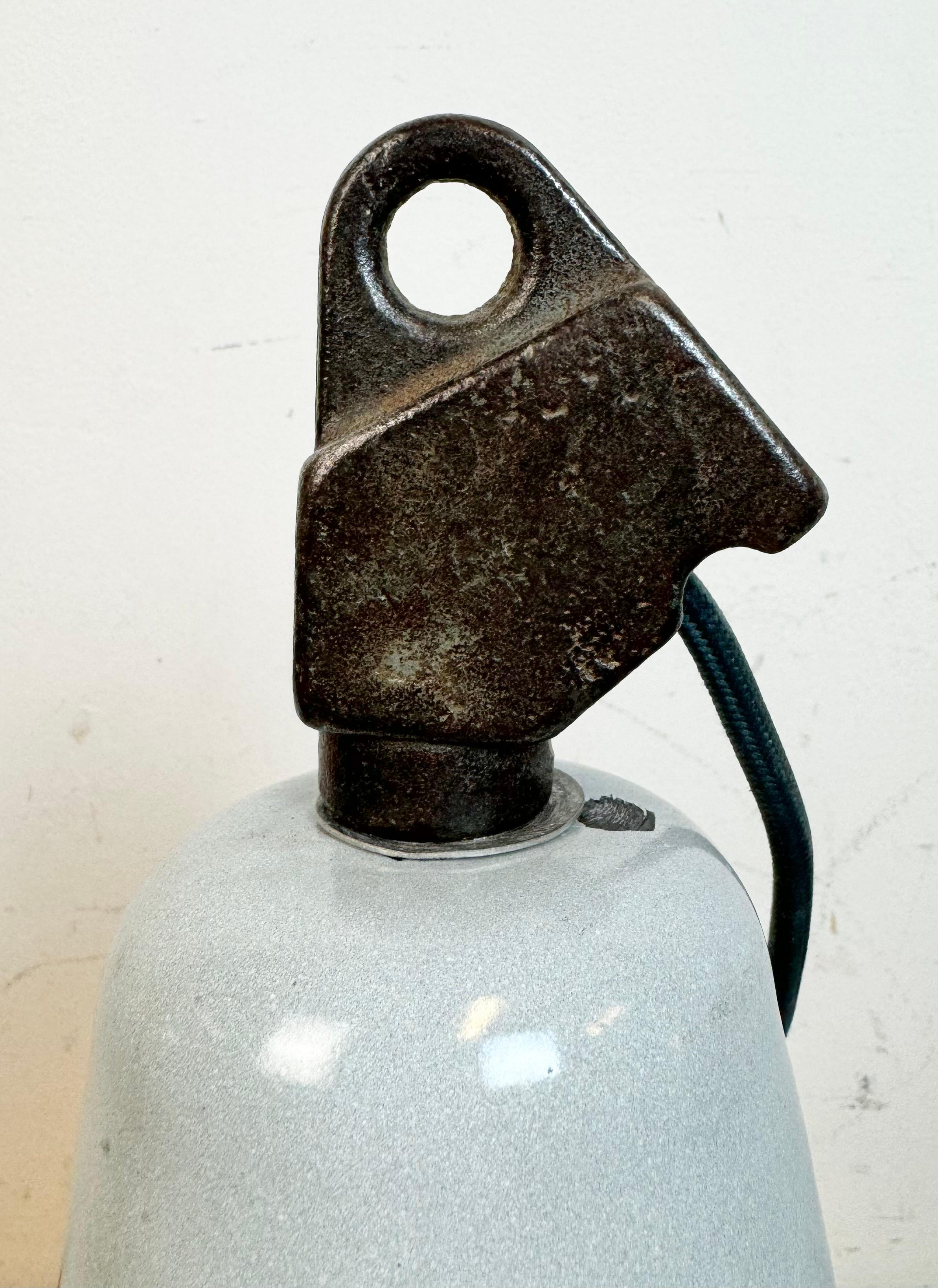 Industrial Grey Enamel Factory Lamp with Cast Iron Top, 1960s For Sale 12
