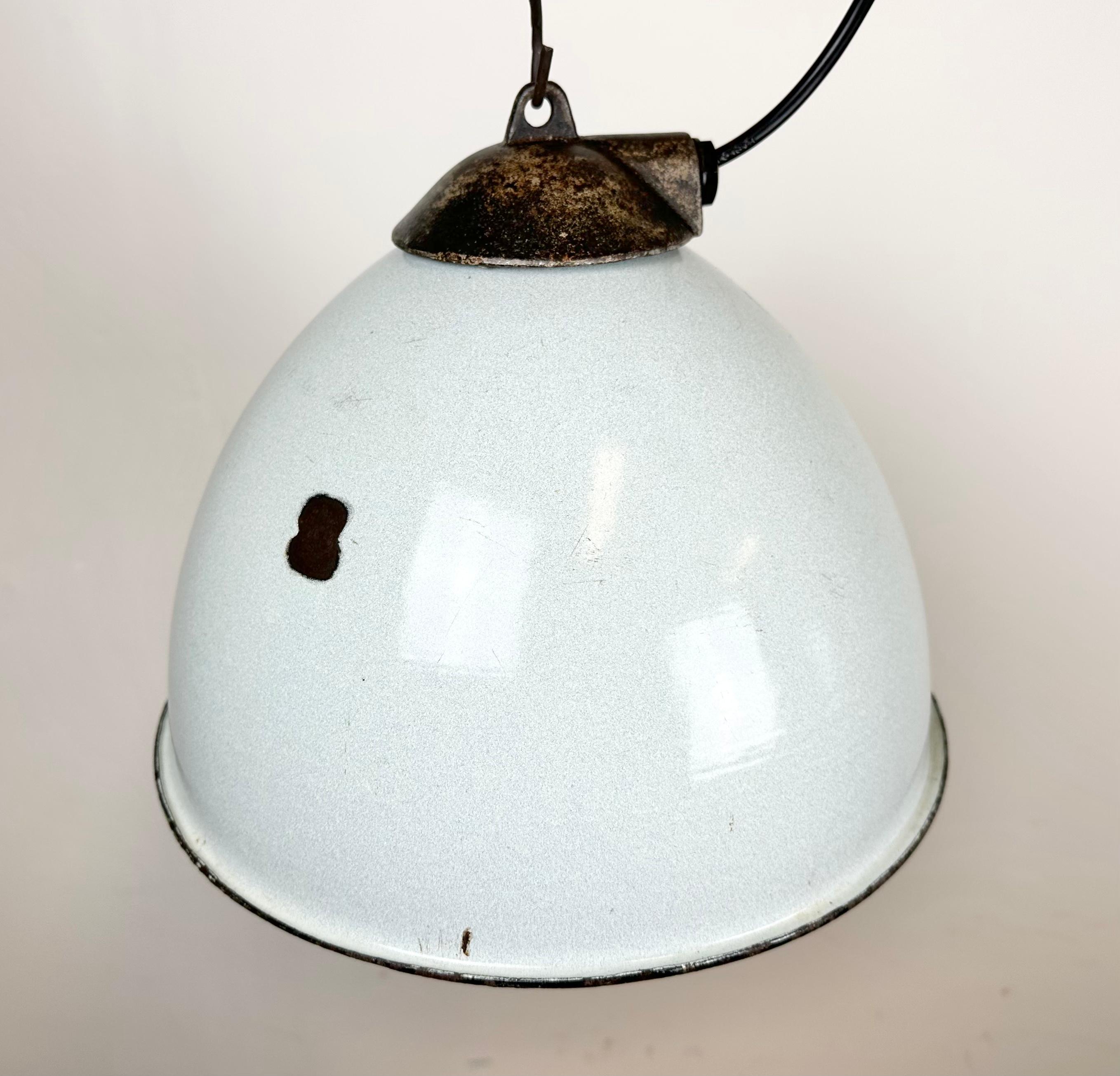 Industrial Grey Enamel Factory Lamp with Cast Iron Top, 1960s For Sale 1