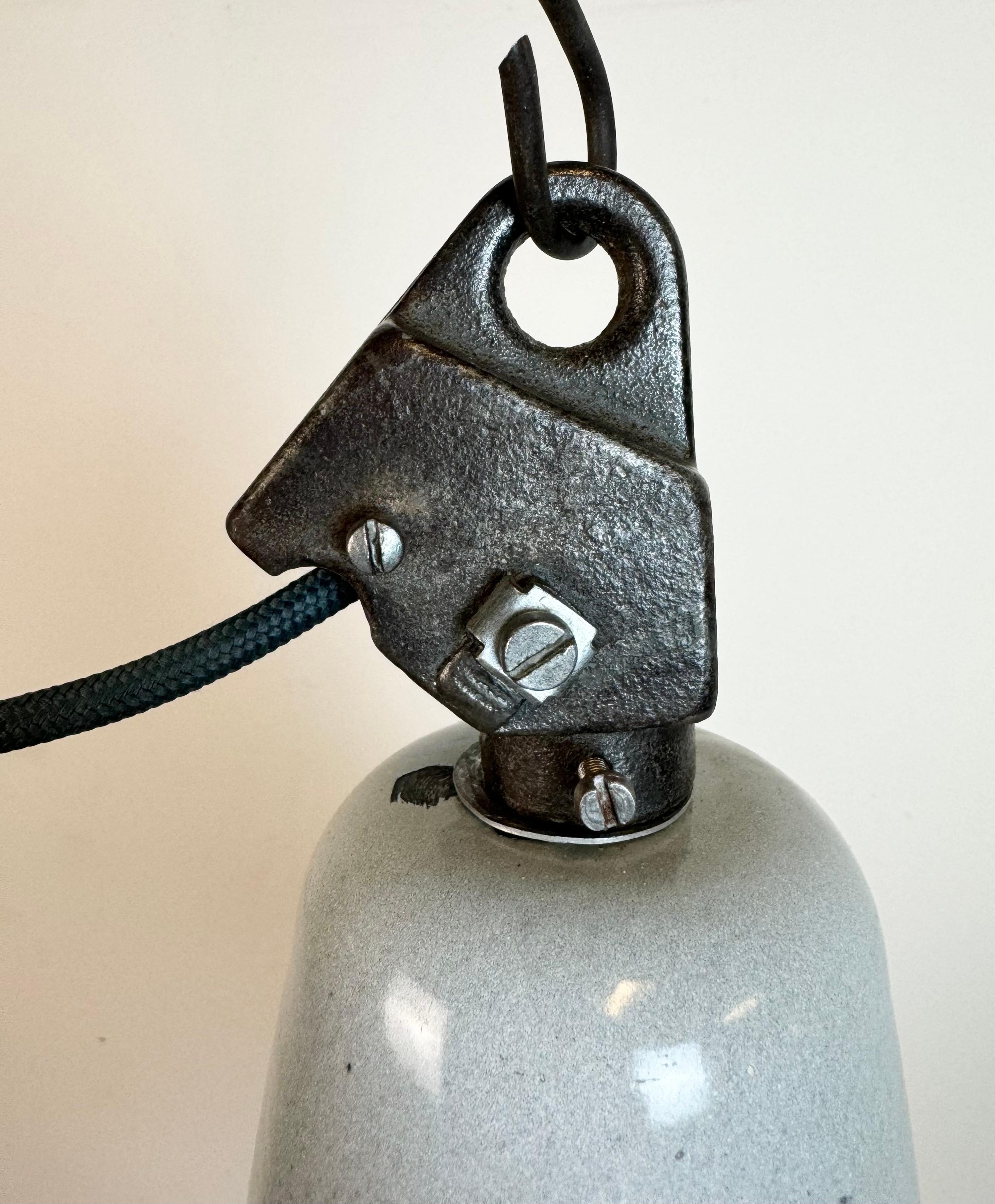 Industrial Grey Enamel Factory Lamp with Cast Iron Top, 1960s For Sale 1