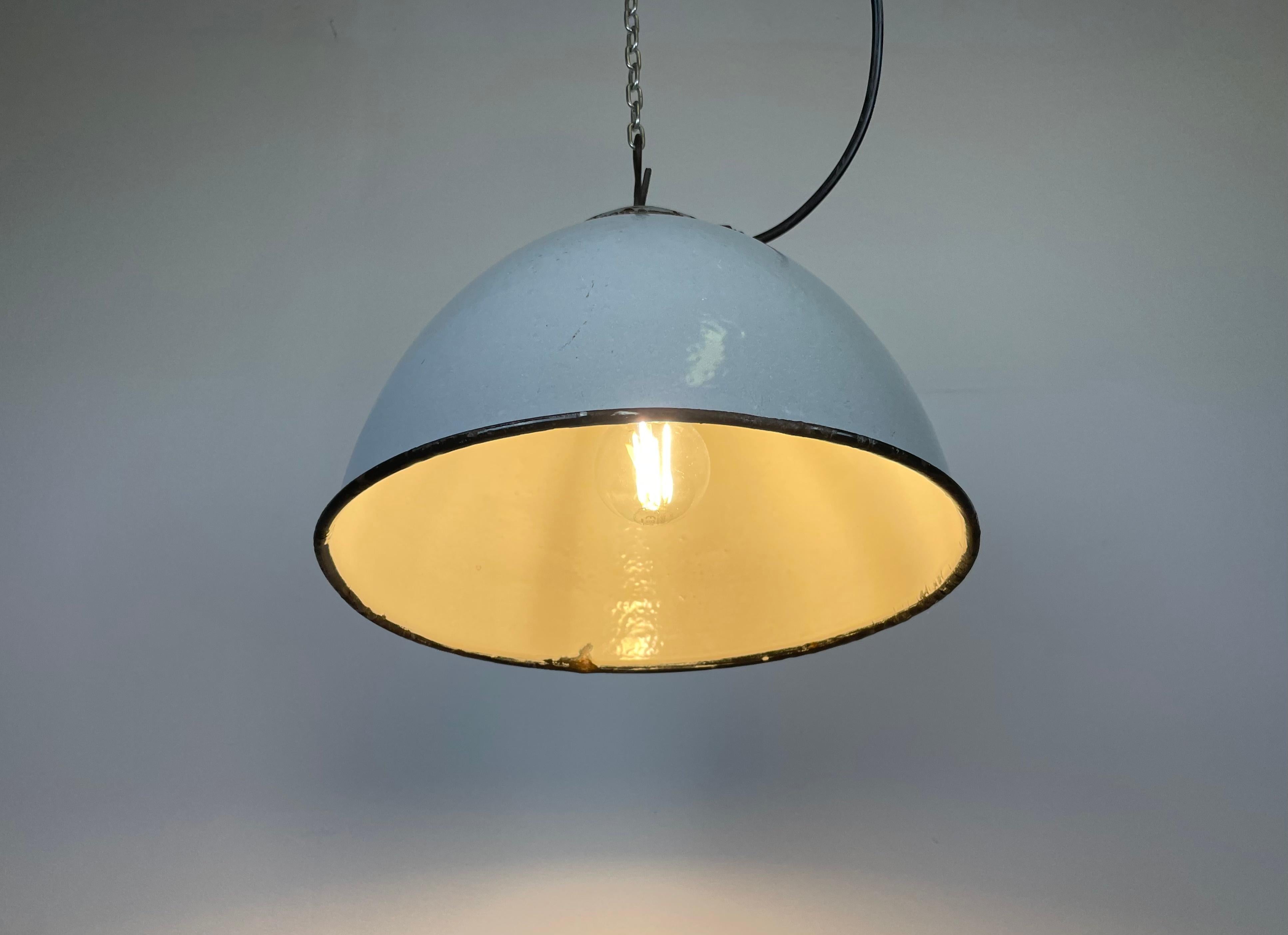 Industrial Grey Enamel Factory Lamp with Cast Iron Top from Zaos, 1960s For Sale 5