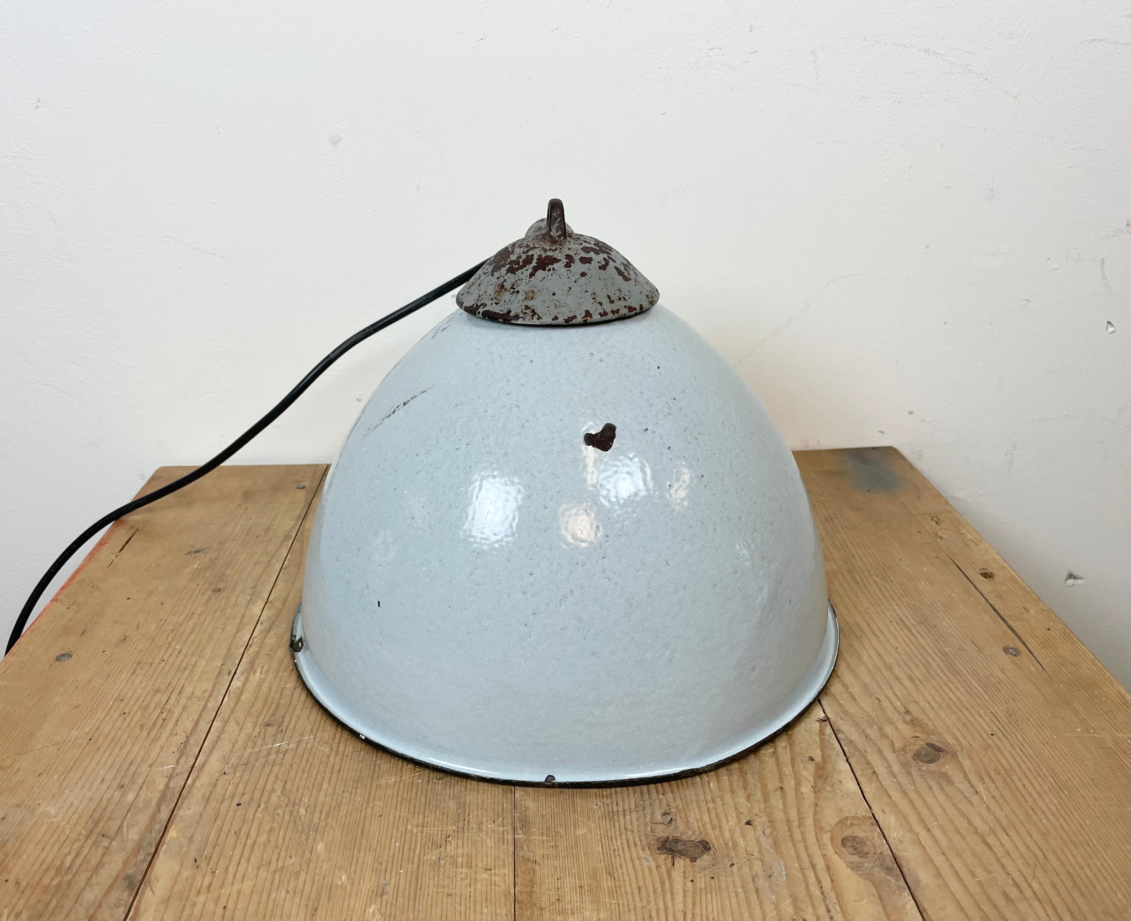 Industrial Grey Enamel Factory Lamp with Cast Iron Top from Zaos, 1960s For Sale 6