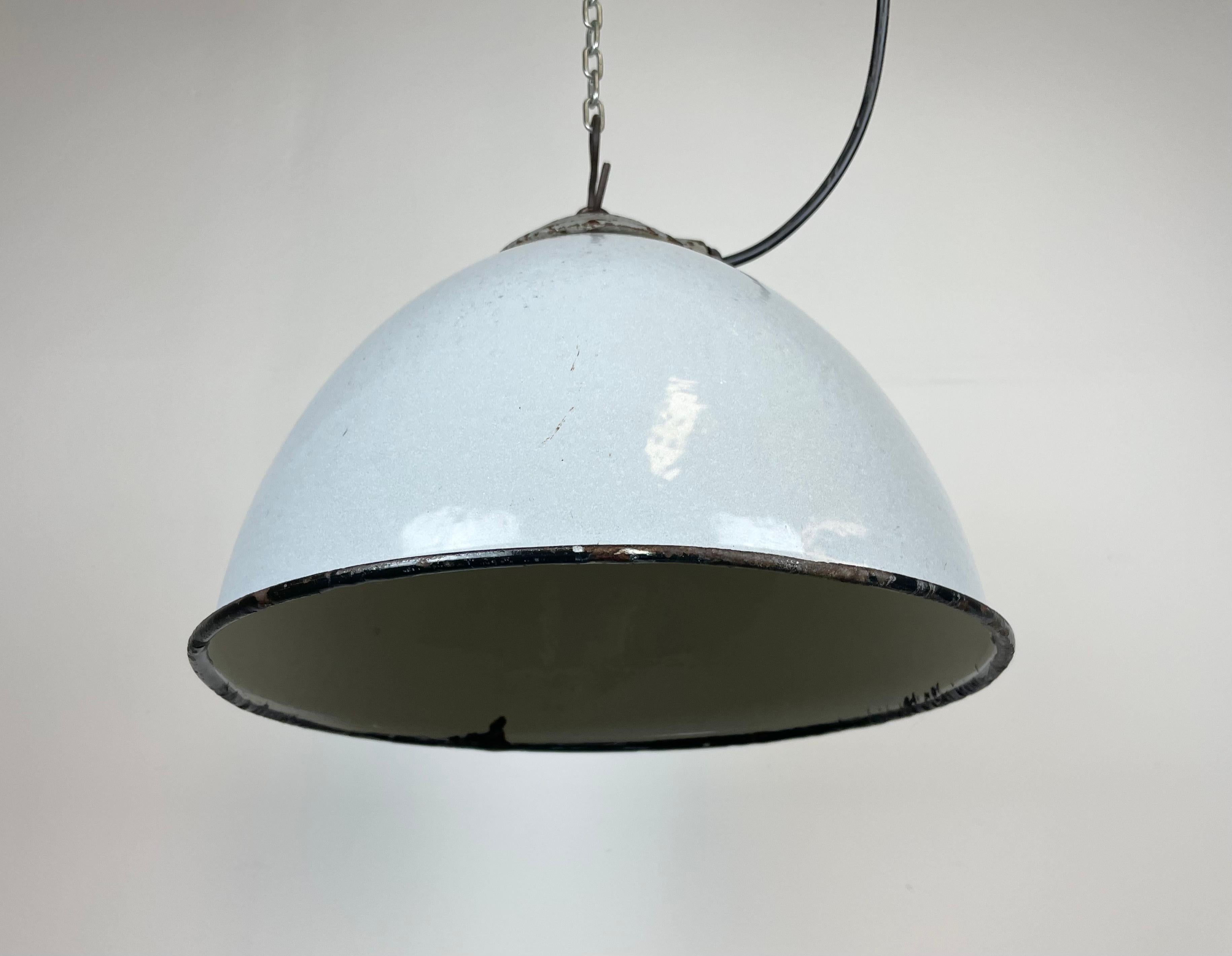 Industrial Grey Enamel Factory Lamp with Cast Iron Top from Zaos, 1960s For Sale 2