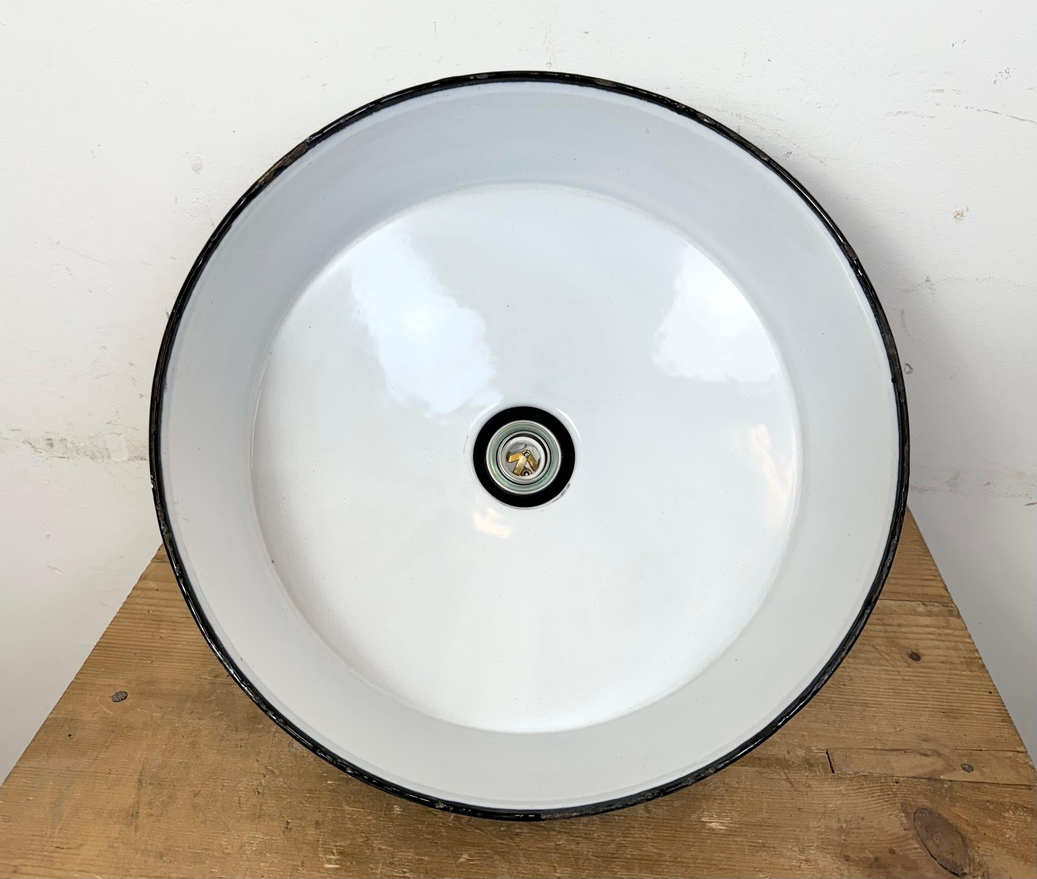 Lampada a sospensione industriale di fabbrica in smalto grigio, anni '60 in vendita 10