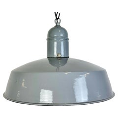 Lampe suspendue industrielle en émail gris, années 1960