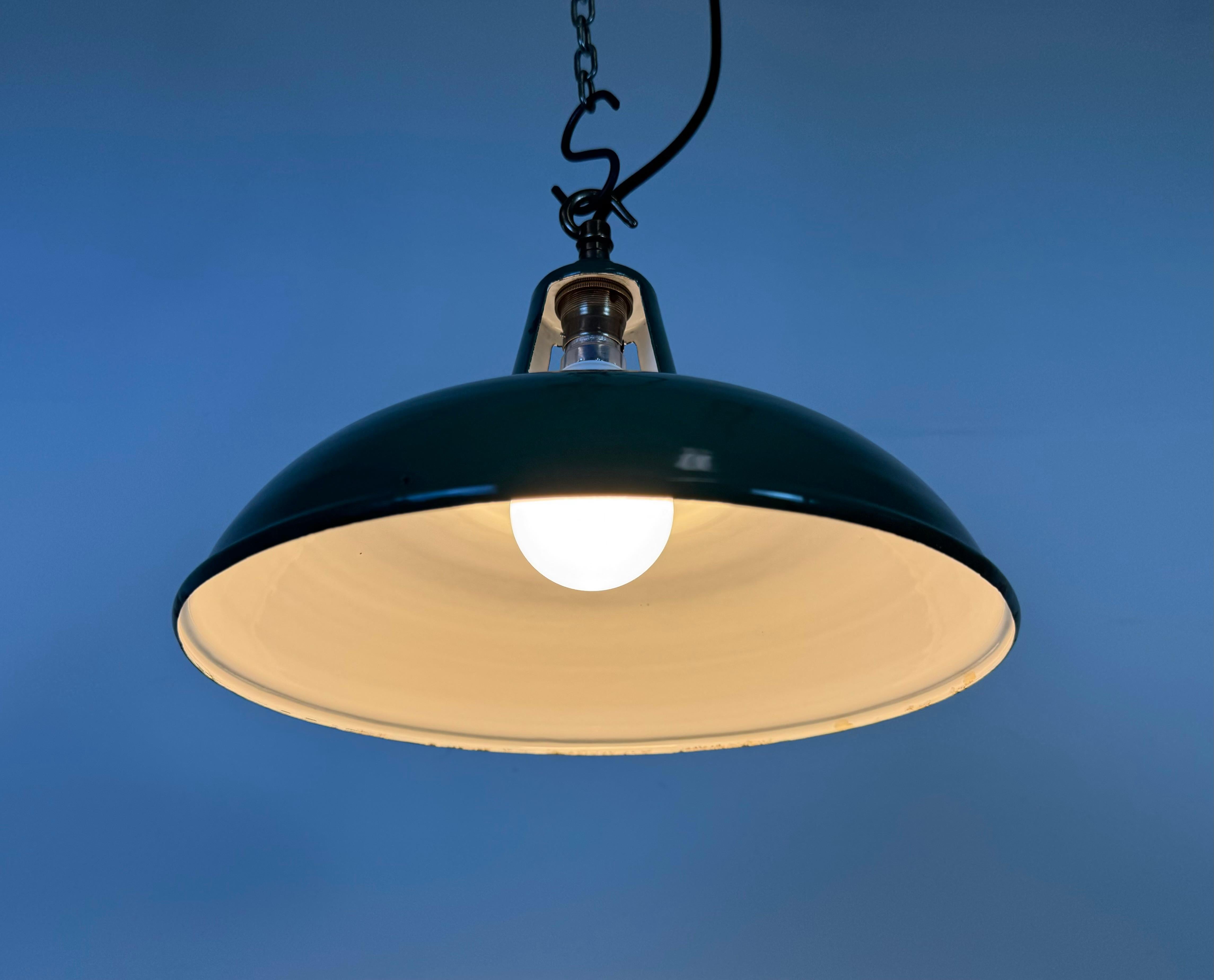 Lampada a sospensione industriale Greene & Greene Factory, anni '60 in vendita 4