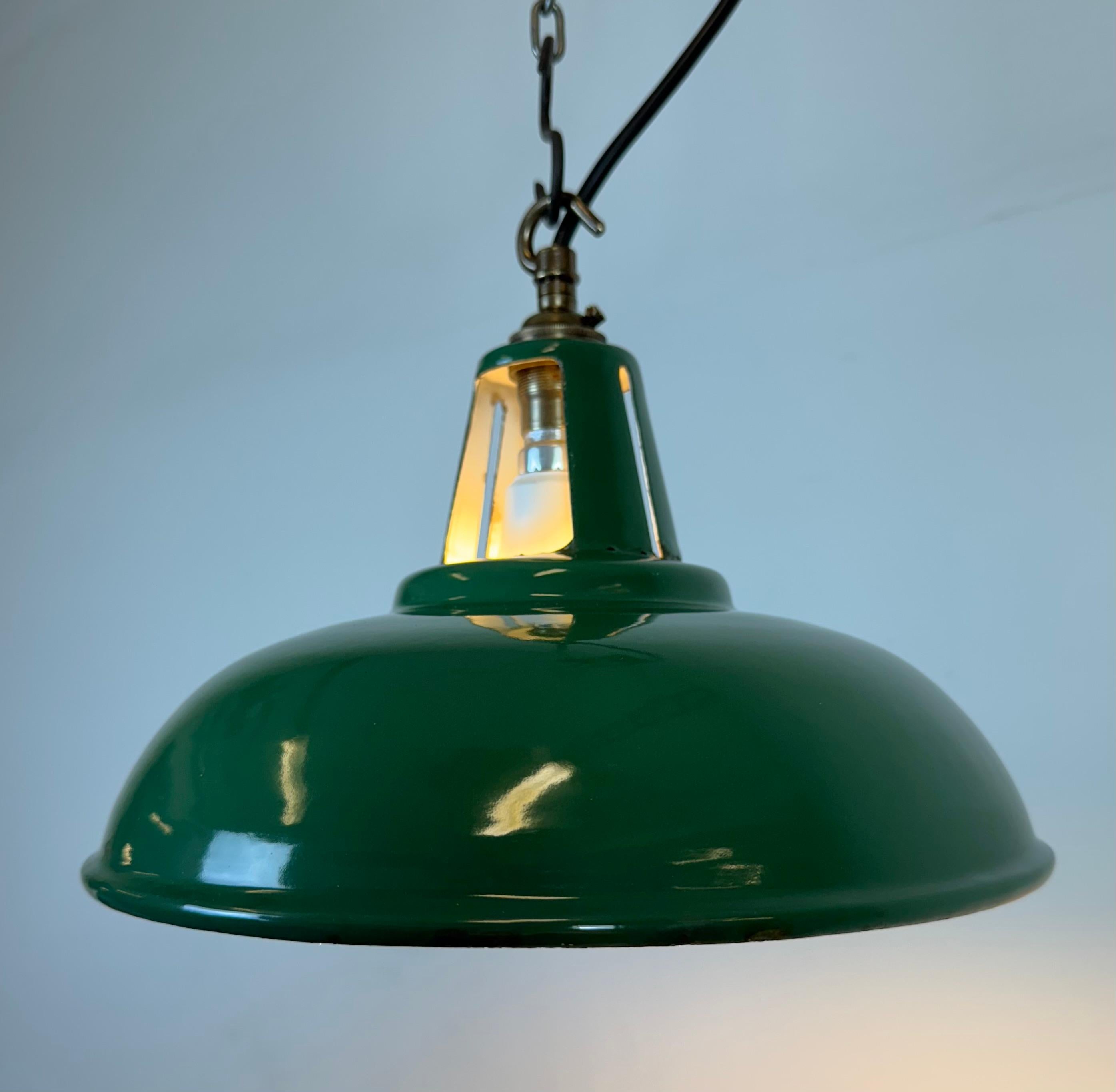Lampada a sospensione industriale Greene & Greene Factory, anni '60 in vendita 5