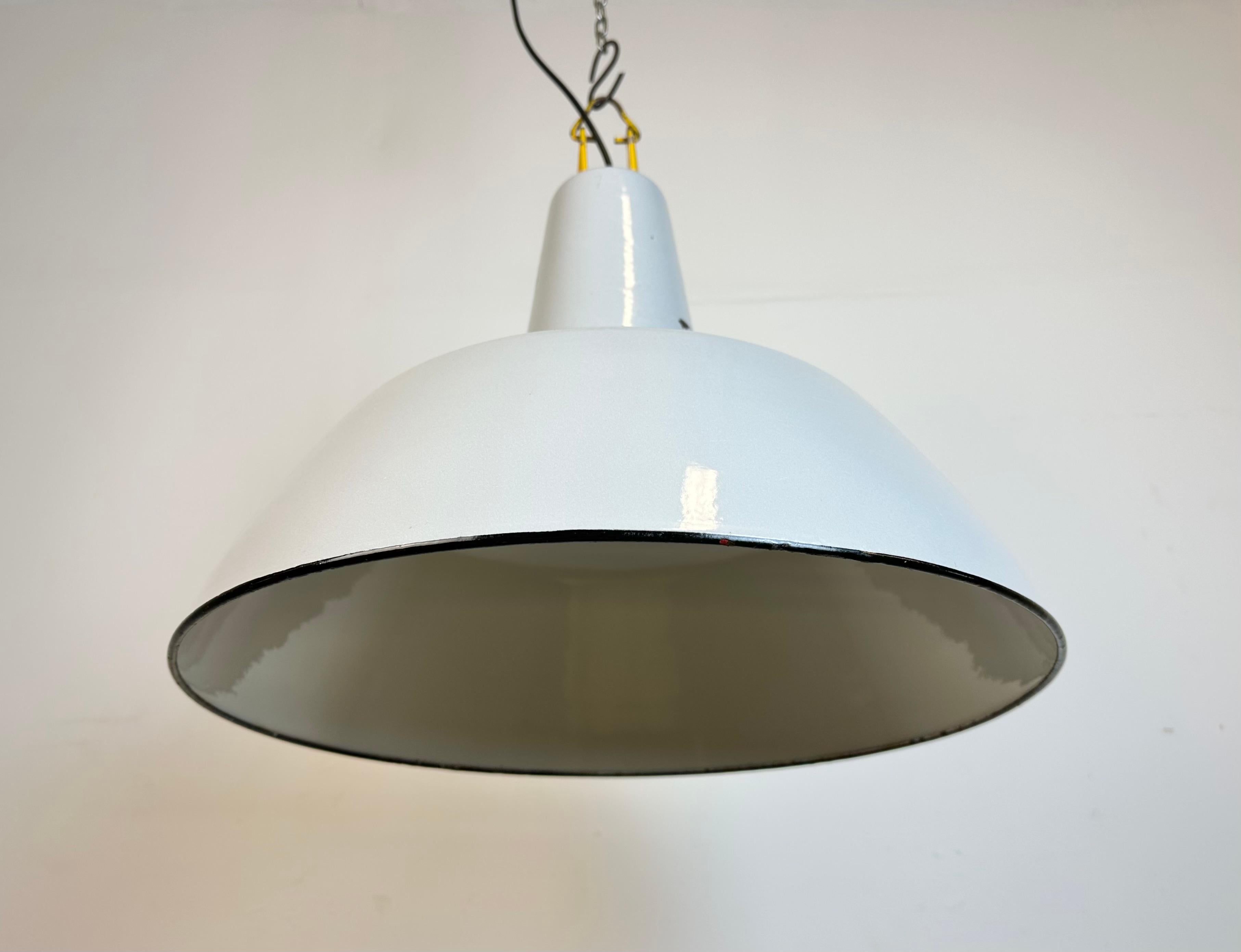 Industrial Grey Enamel Factory Pendant Lamp from Philips, 1960s For Sale 3