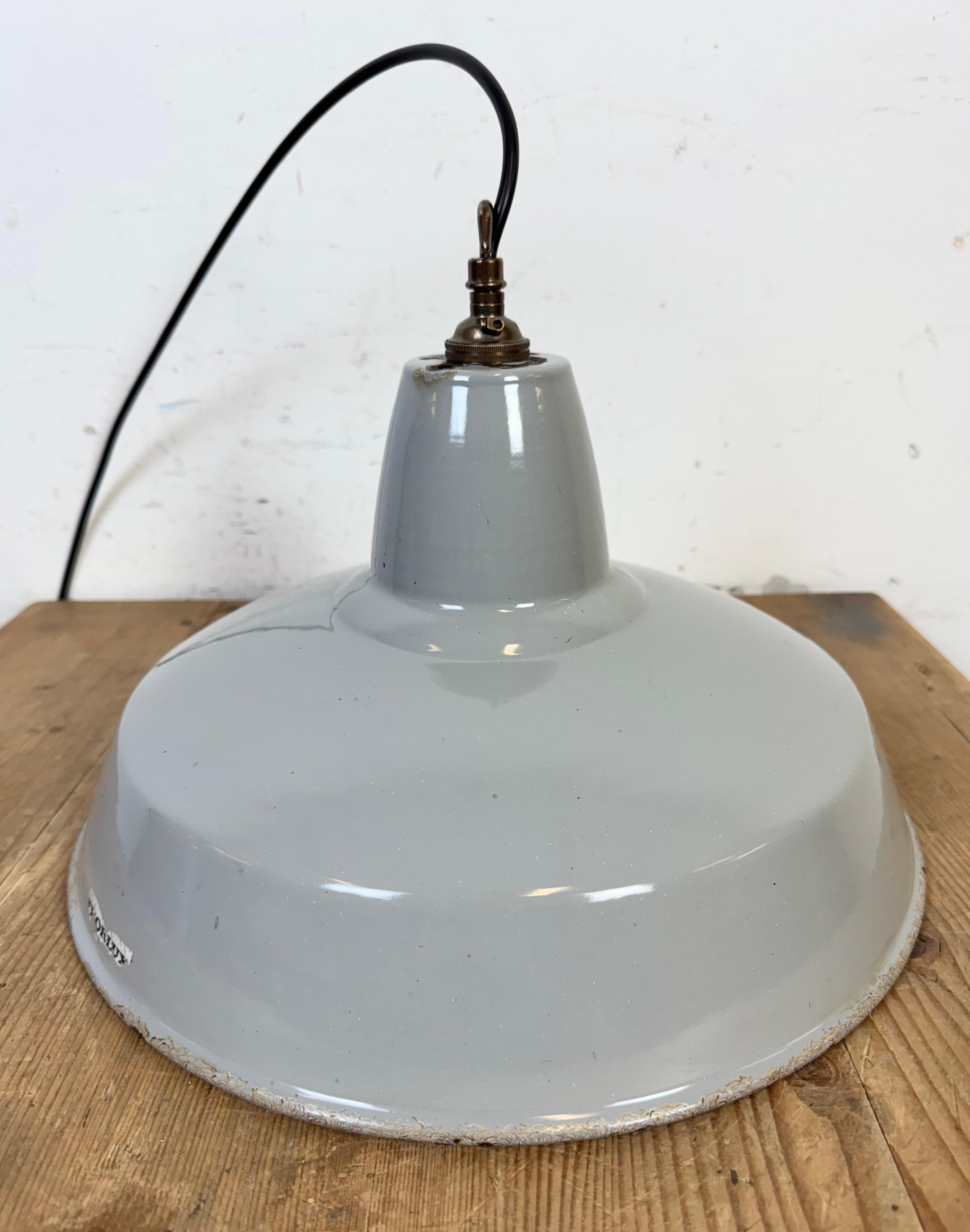 Lampe pendante d'usine industrielle en émail gris de Thorlux, années 1960 en vente 7