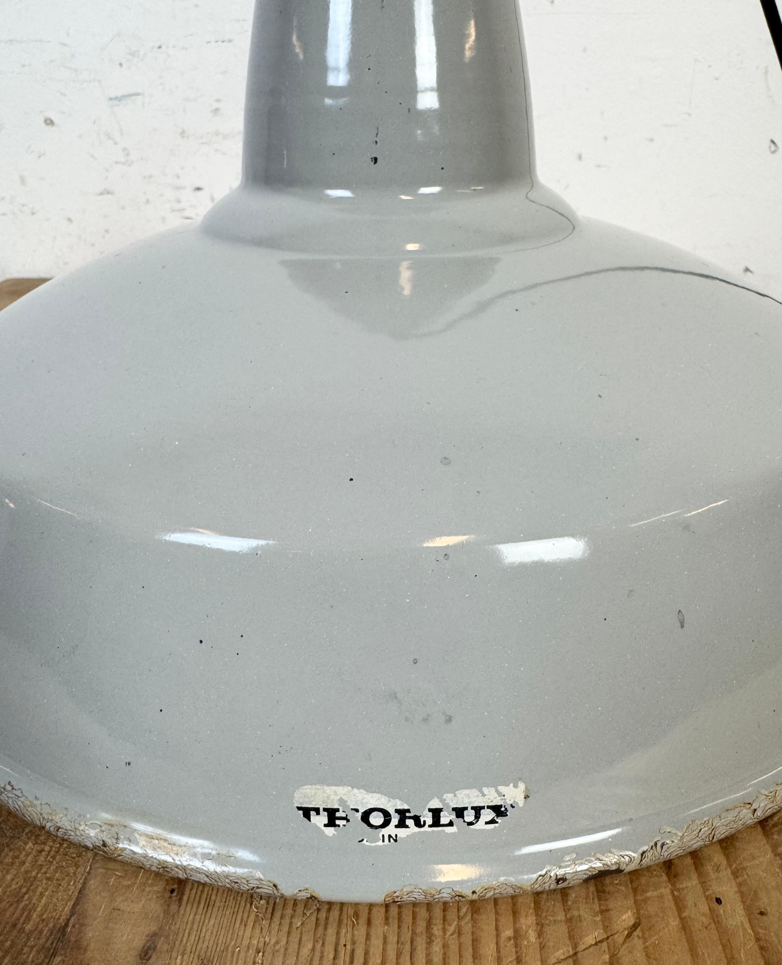 Lampe pendante d'usine industrielle en émail gris de Thorlux, années 1960 en vente 8