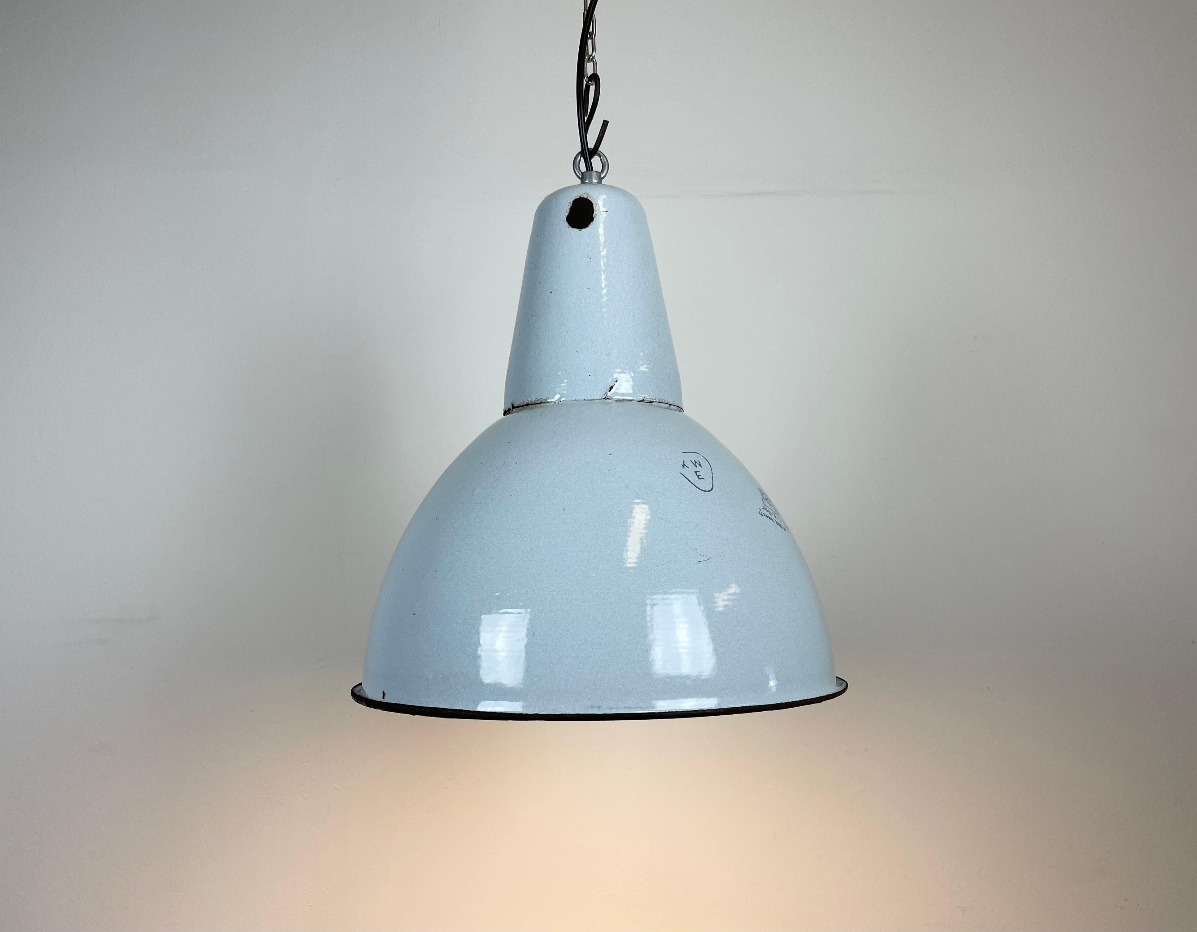 Industrial Grey Enamel Pendant Lamp, 1960s For Sale 3