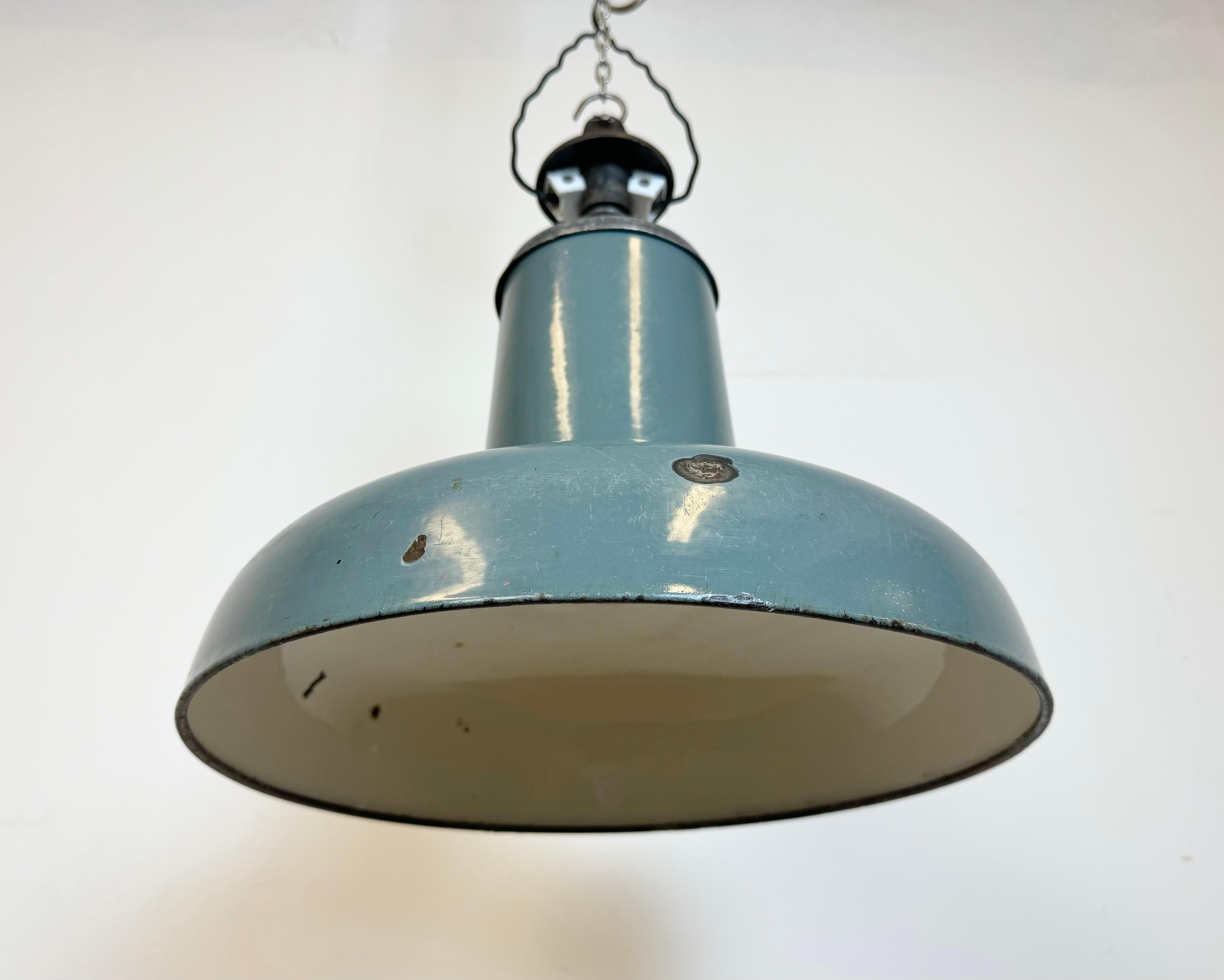 Industrial Grey Enamel Pendant Lamp from Siemens, 1930s For Sale 4