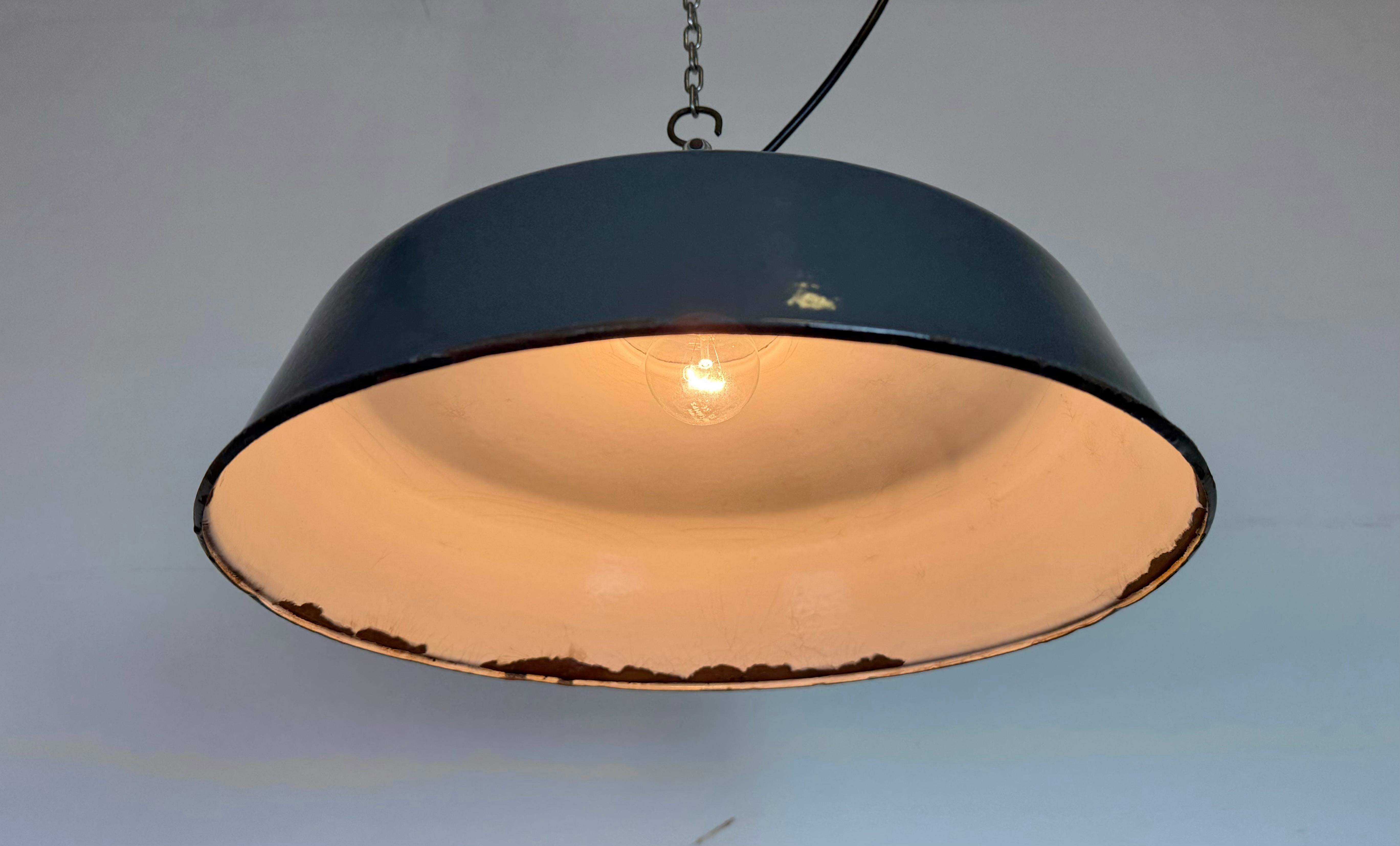 Lampada a sospensione industriale in smalto grigio di Siemens, anni '1930 in vendita 3