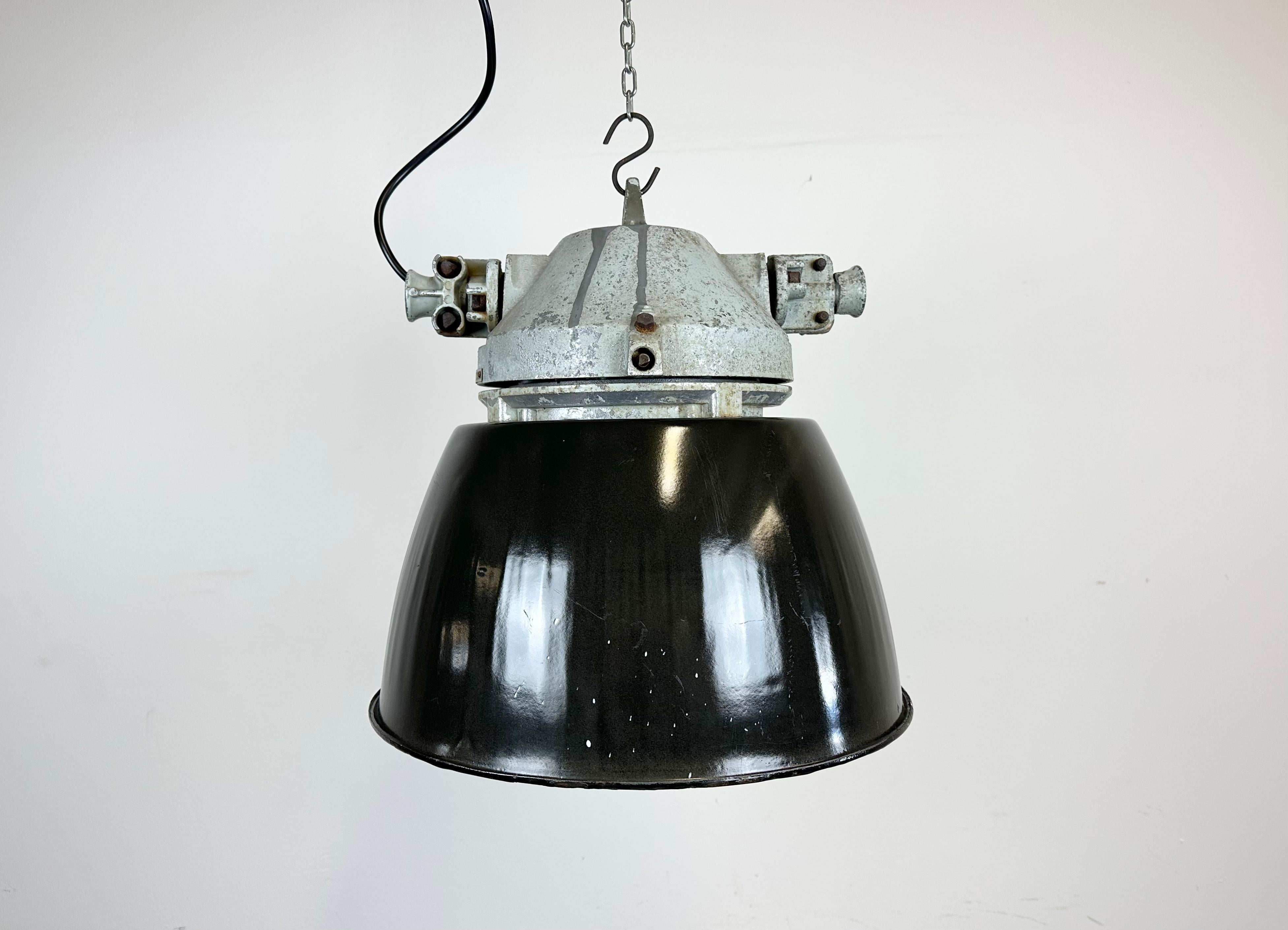 Czech Industrial Grey Explosion Proof Lamp with Black Enameled Shade, 1970s For Sale
