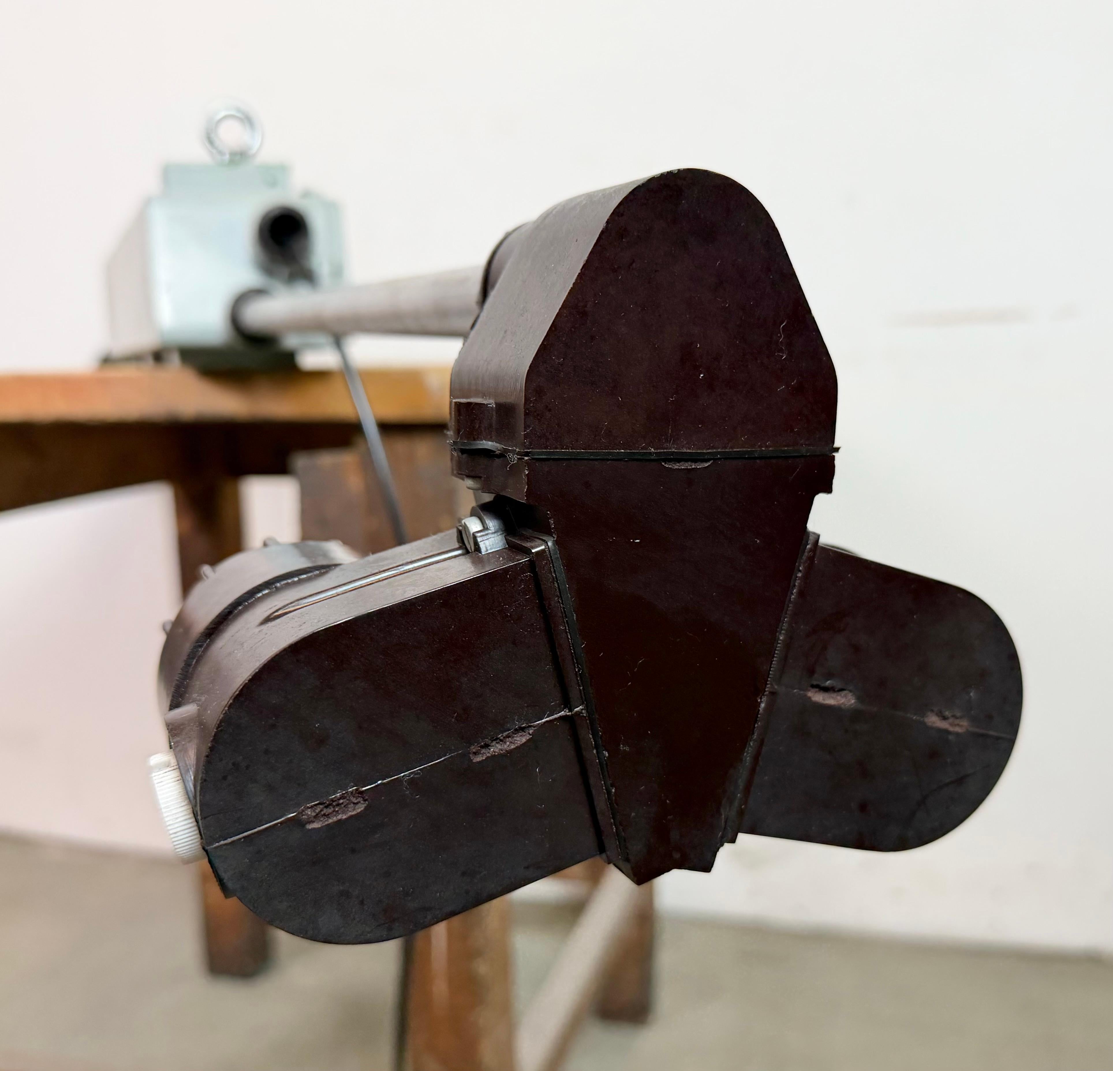 Industrielle graue Röhrenleuchte aus Elektrosvit, Industrie  1970s im Angebot 13