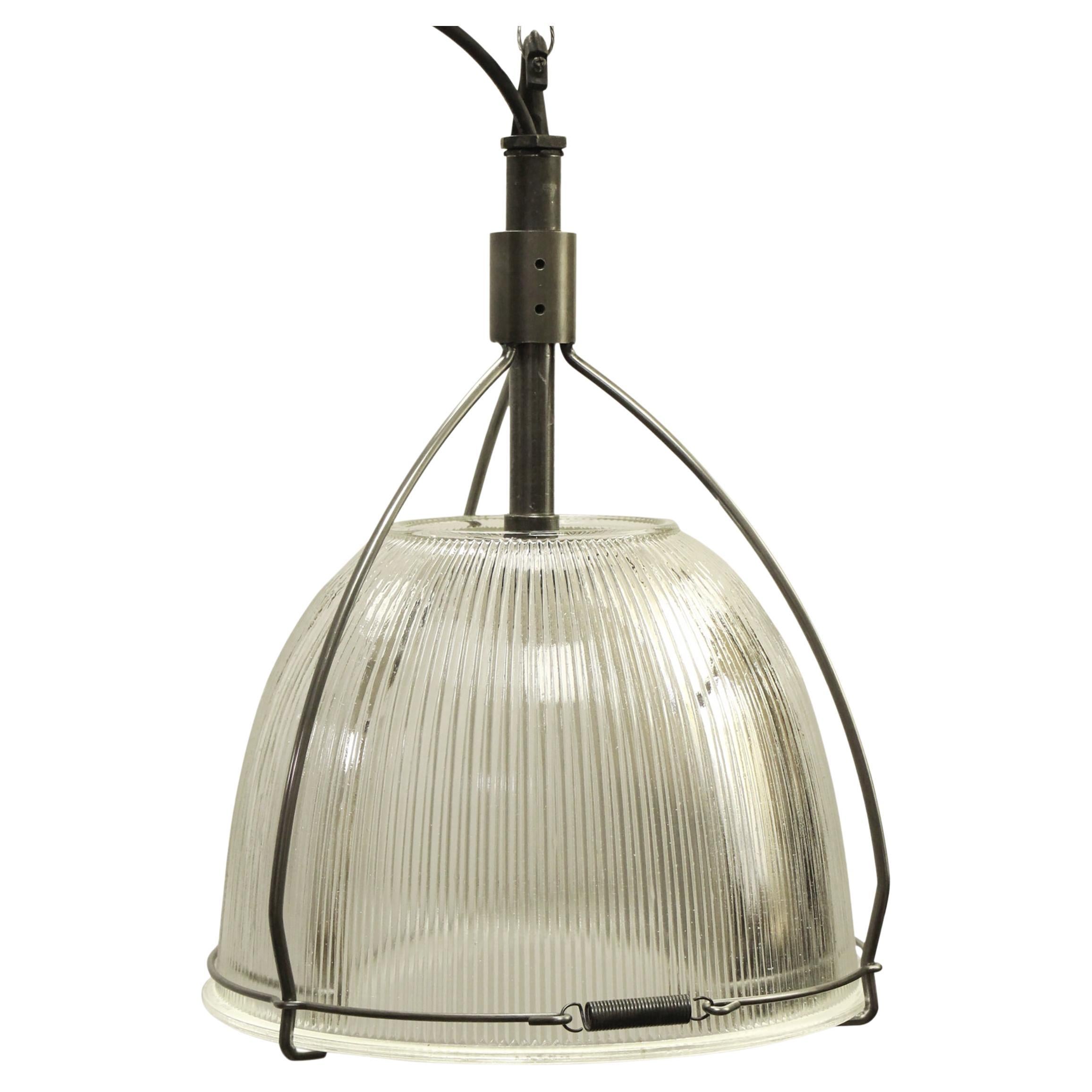 Lampada a sospensione industriale in olofane