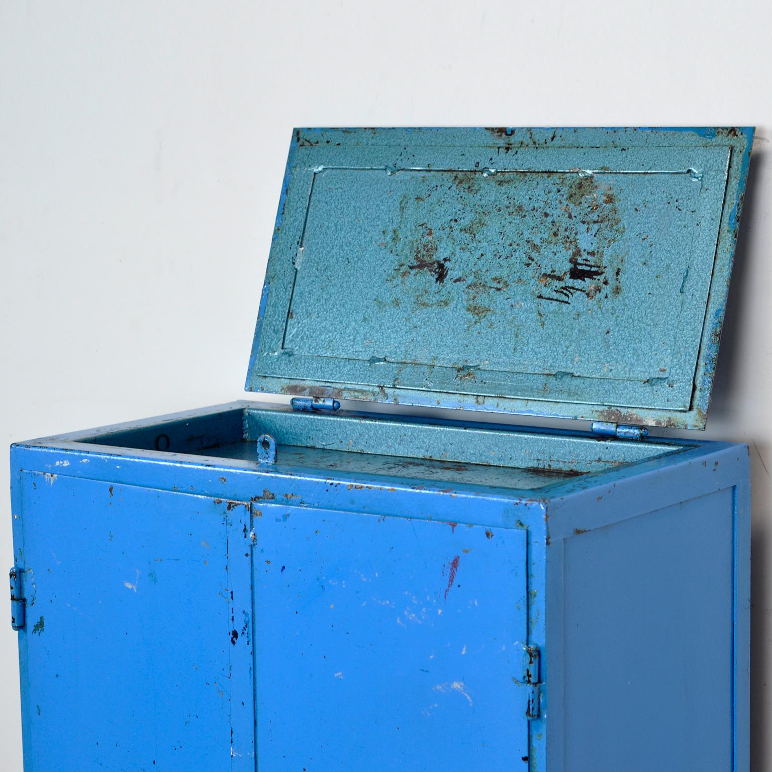 Armoire industrielle en fer, années 1960 4