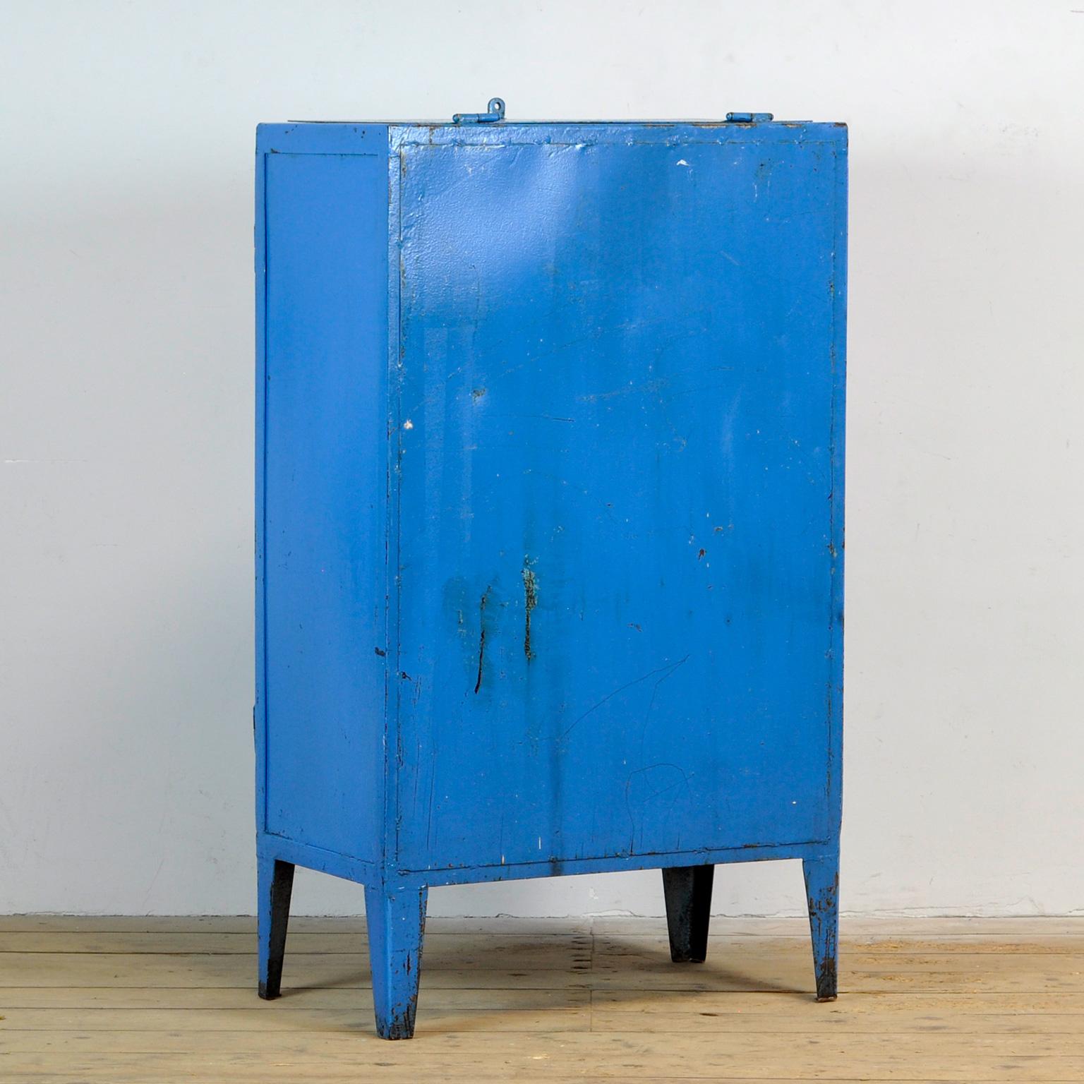 Armoire industrielle en fer, années 1960 5