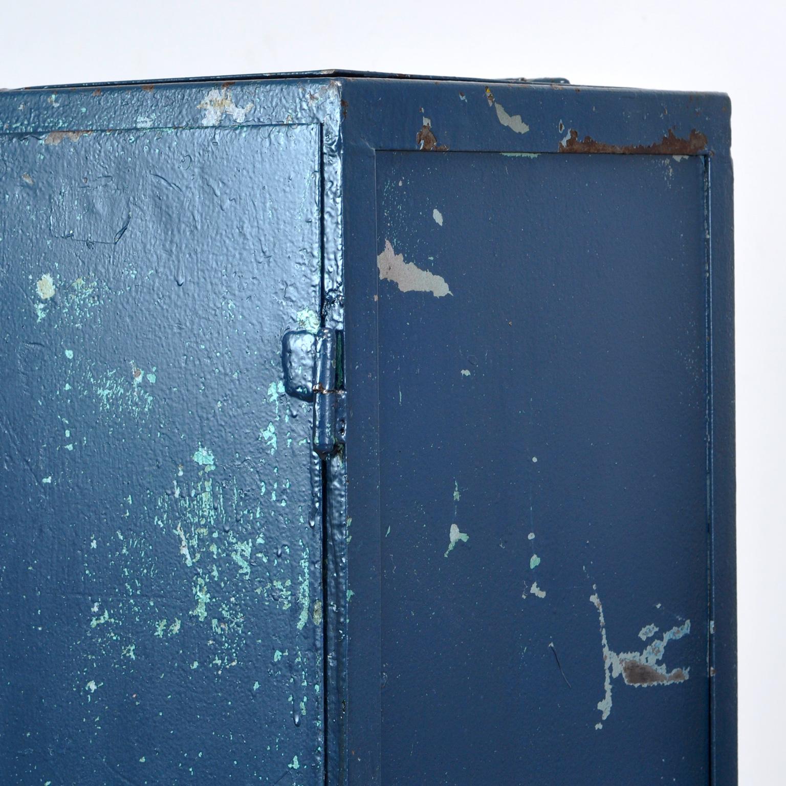 Fer Armoire industrielle en fer, années 1960