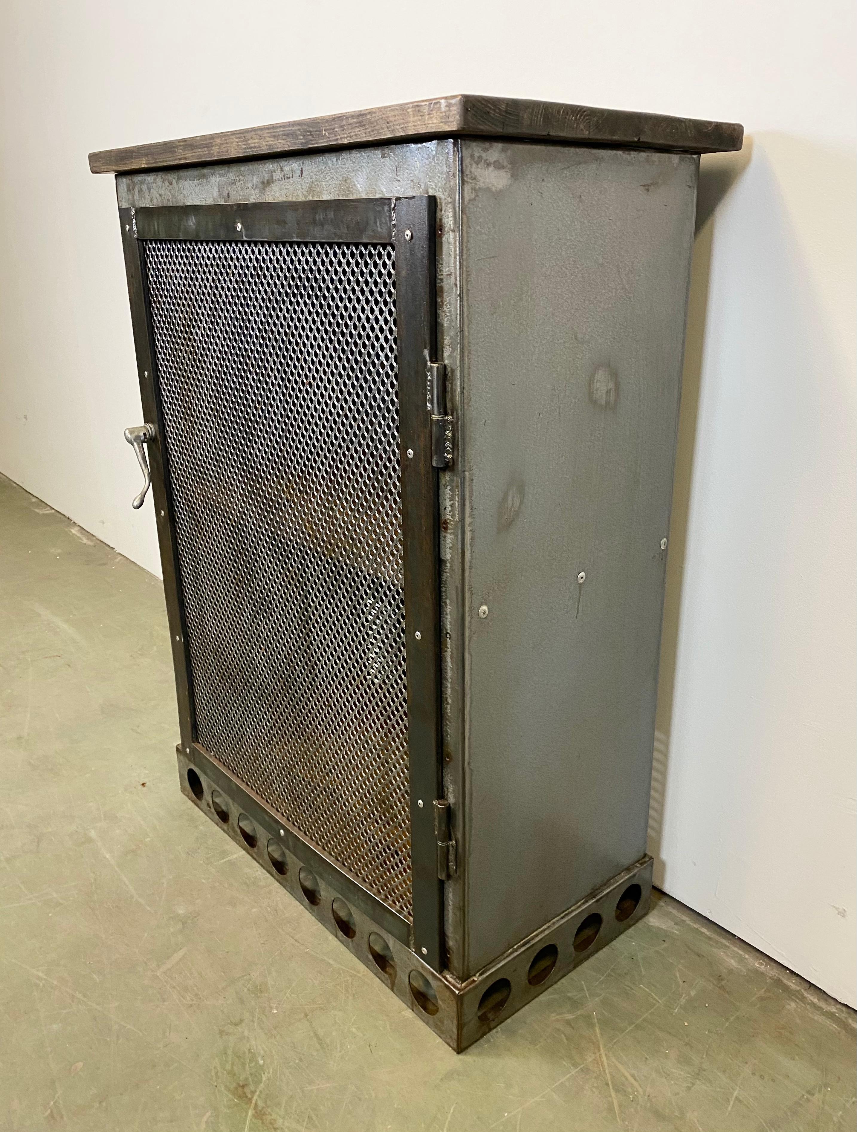 Industrial Iron Cabinet with Mesh Door, 1960s In Good Condition In Kojetice, CZ