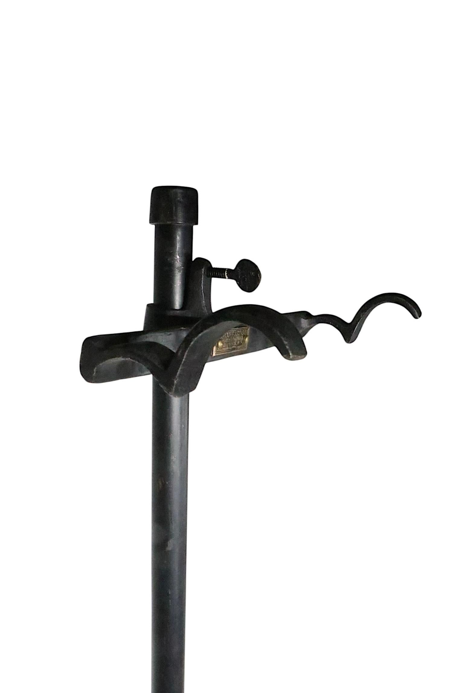 Cavalletto industriale in ferro di L'Ecole Art Co. del 1900/20 ca. in vendita 4