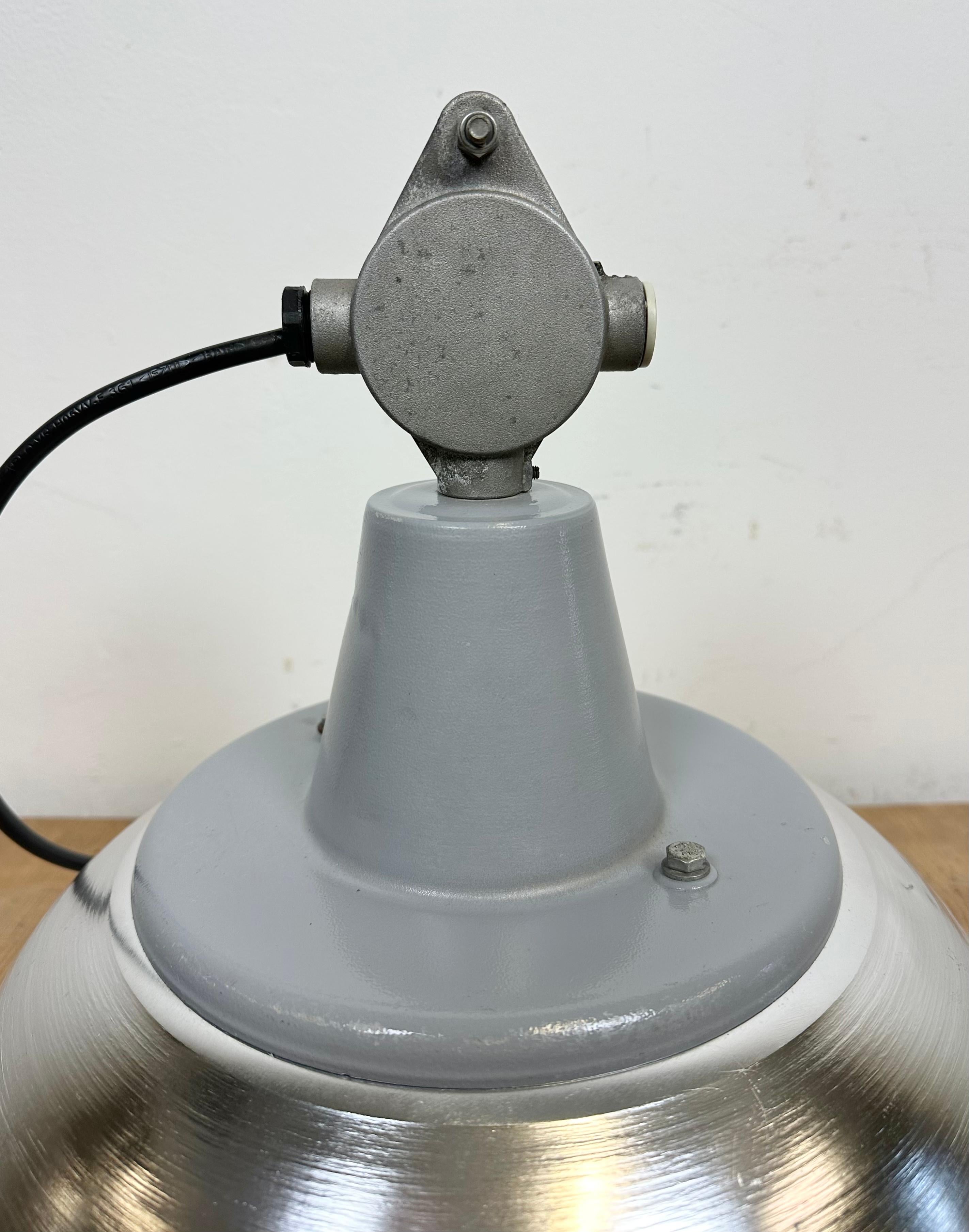Industrial Italian Aluminium Pendant Lamp from Fael Luce, 1970s For Sale 4