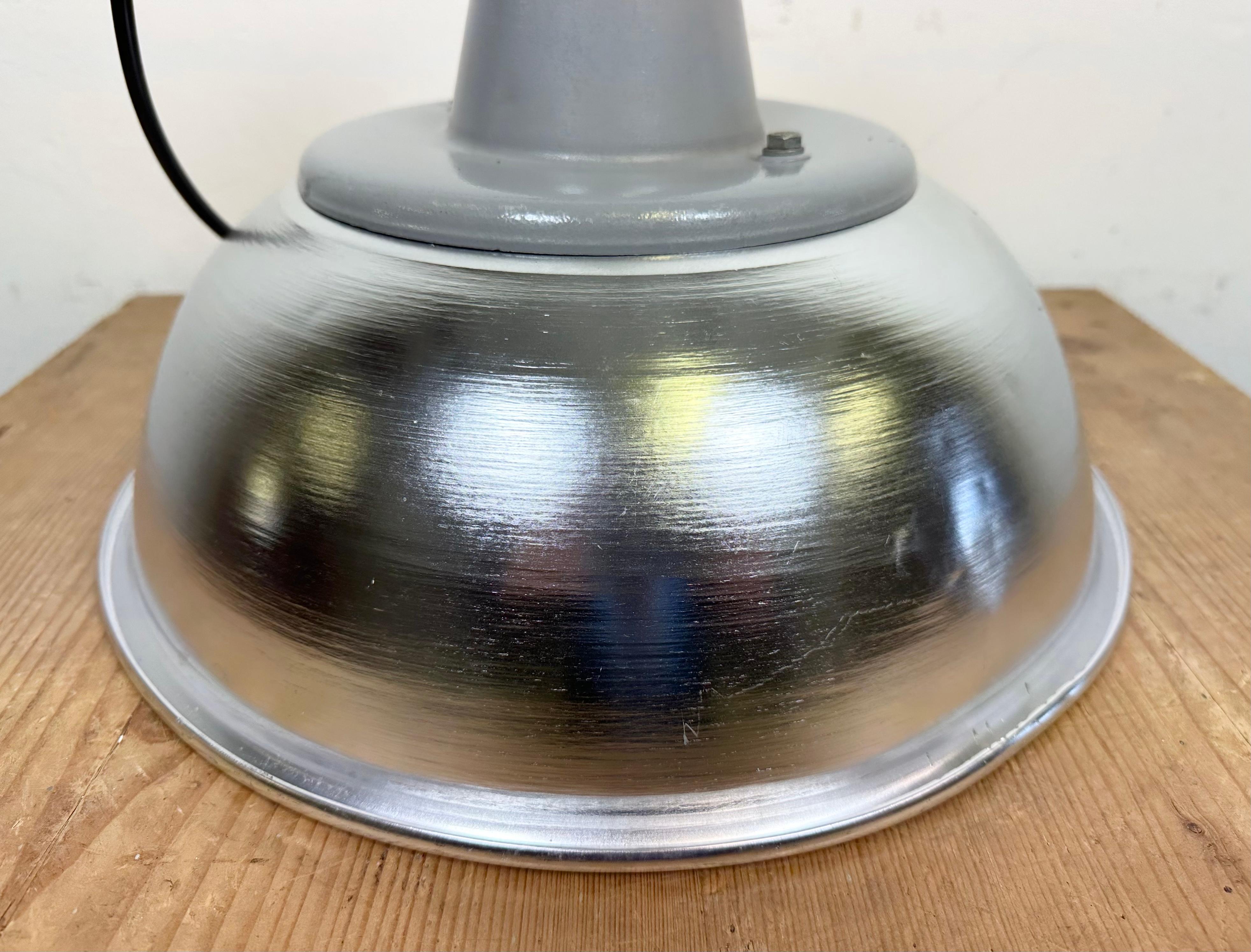 Industrial Italian Aluminium Pendant Lamp from Fael Luce, 1970s For Sale 5