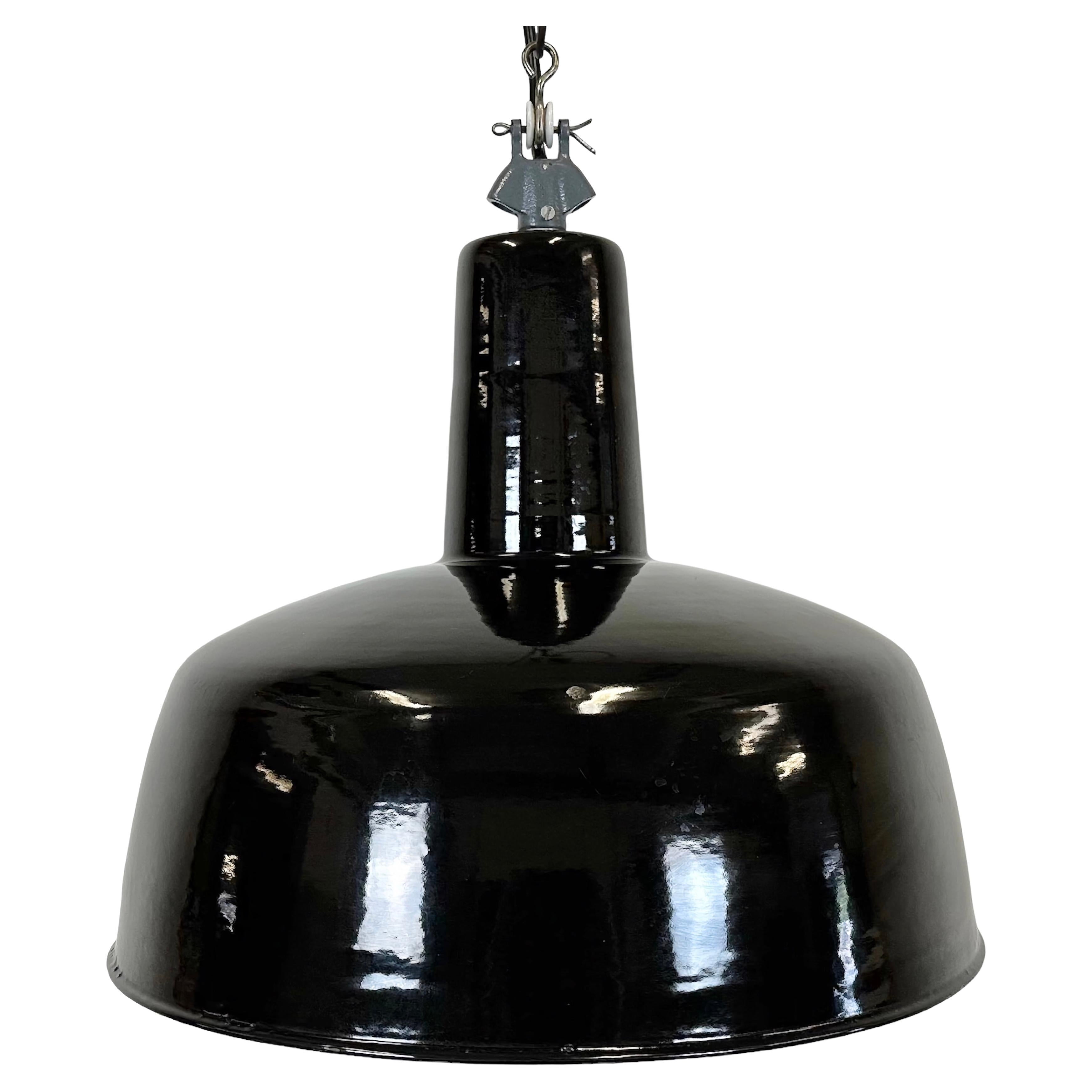 Industrial Italian Black Enamel Factory Lamp with Cast Iron Top, 1960s