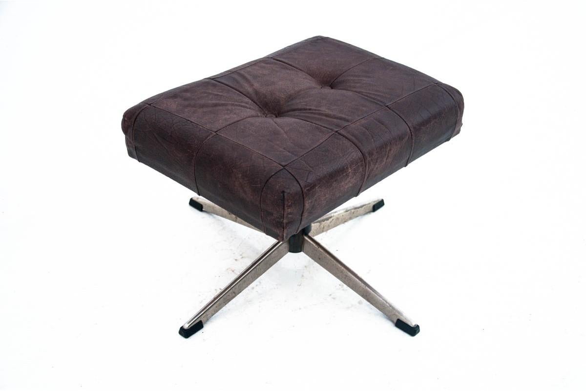 Industrial Leather Armchair with a Footstool, Denmark, 1960s For Sale 5