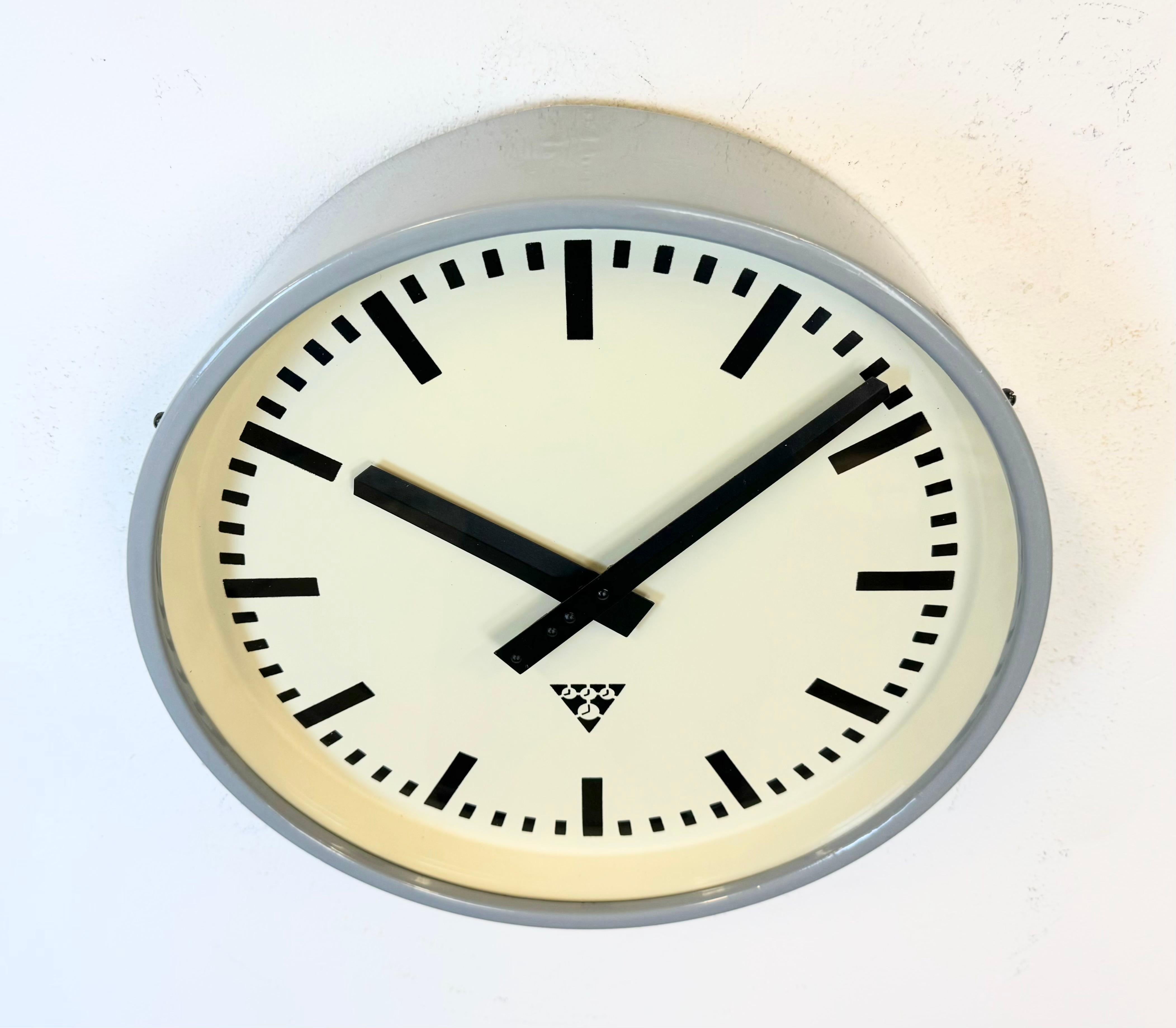 Glass Industrial Light Grey Factory Wall Clock from Pragotron, 1960s For Sale