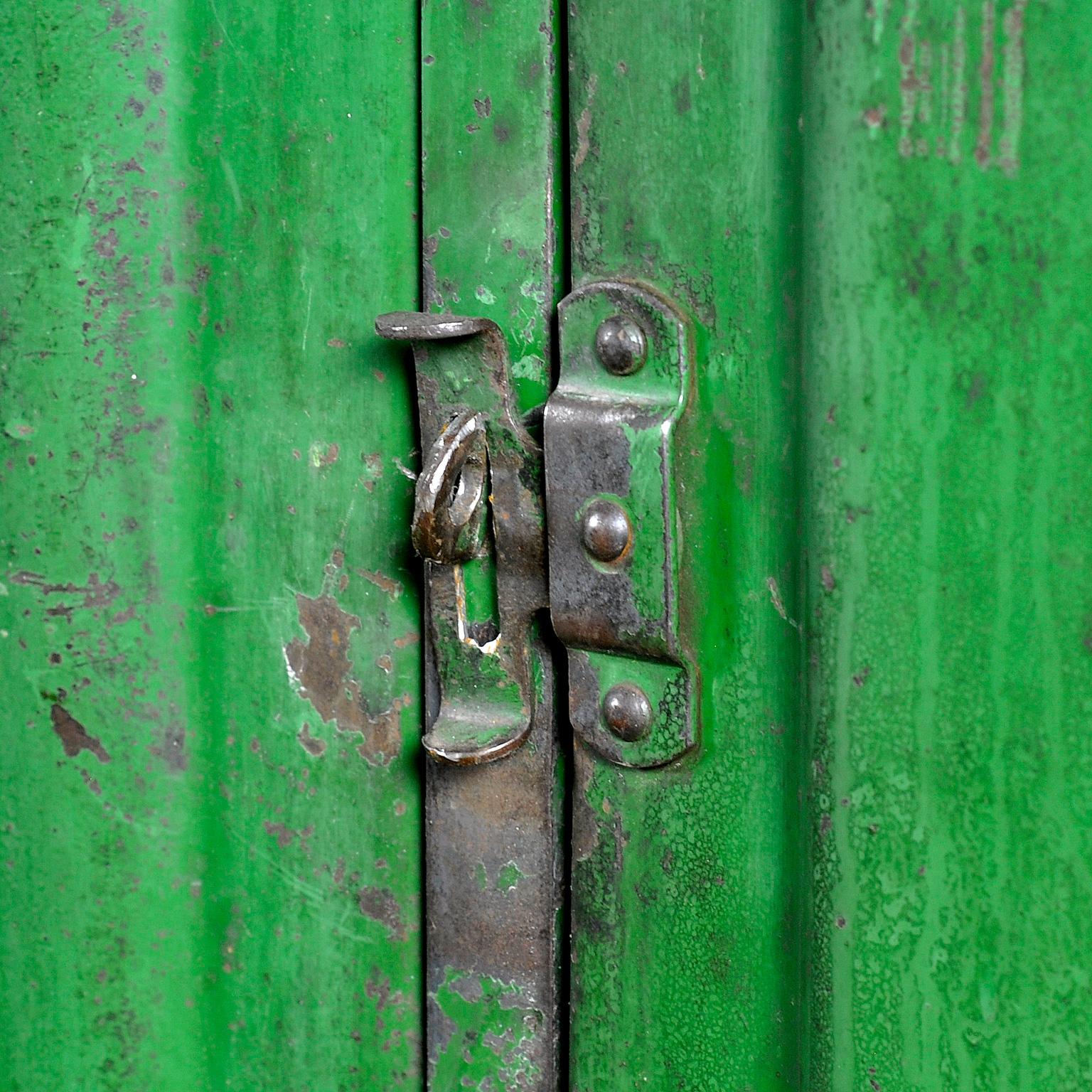 Industrial locker, 1940s For Sale 7