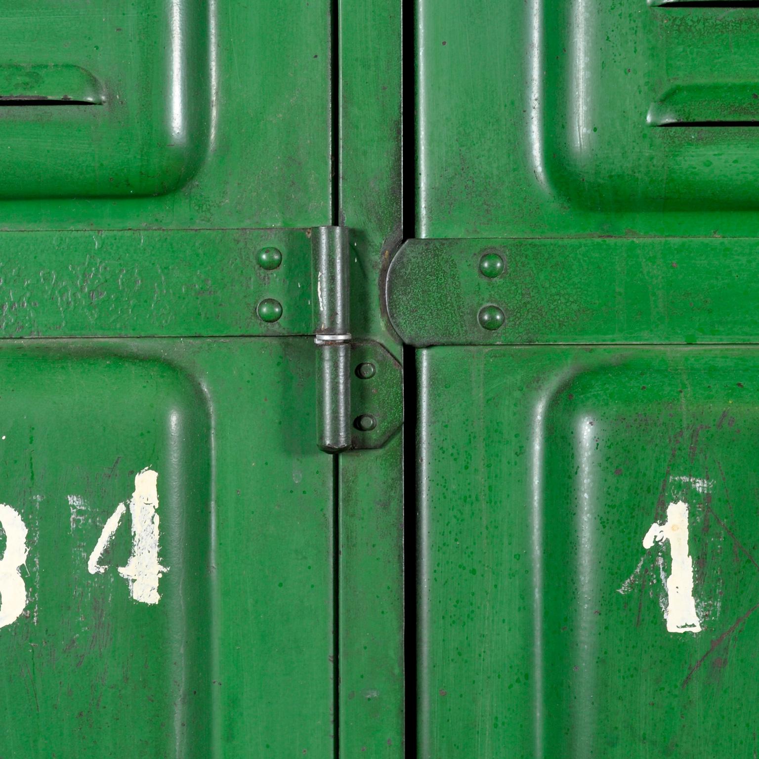 Industrial locker, 1940s For Sale 3