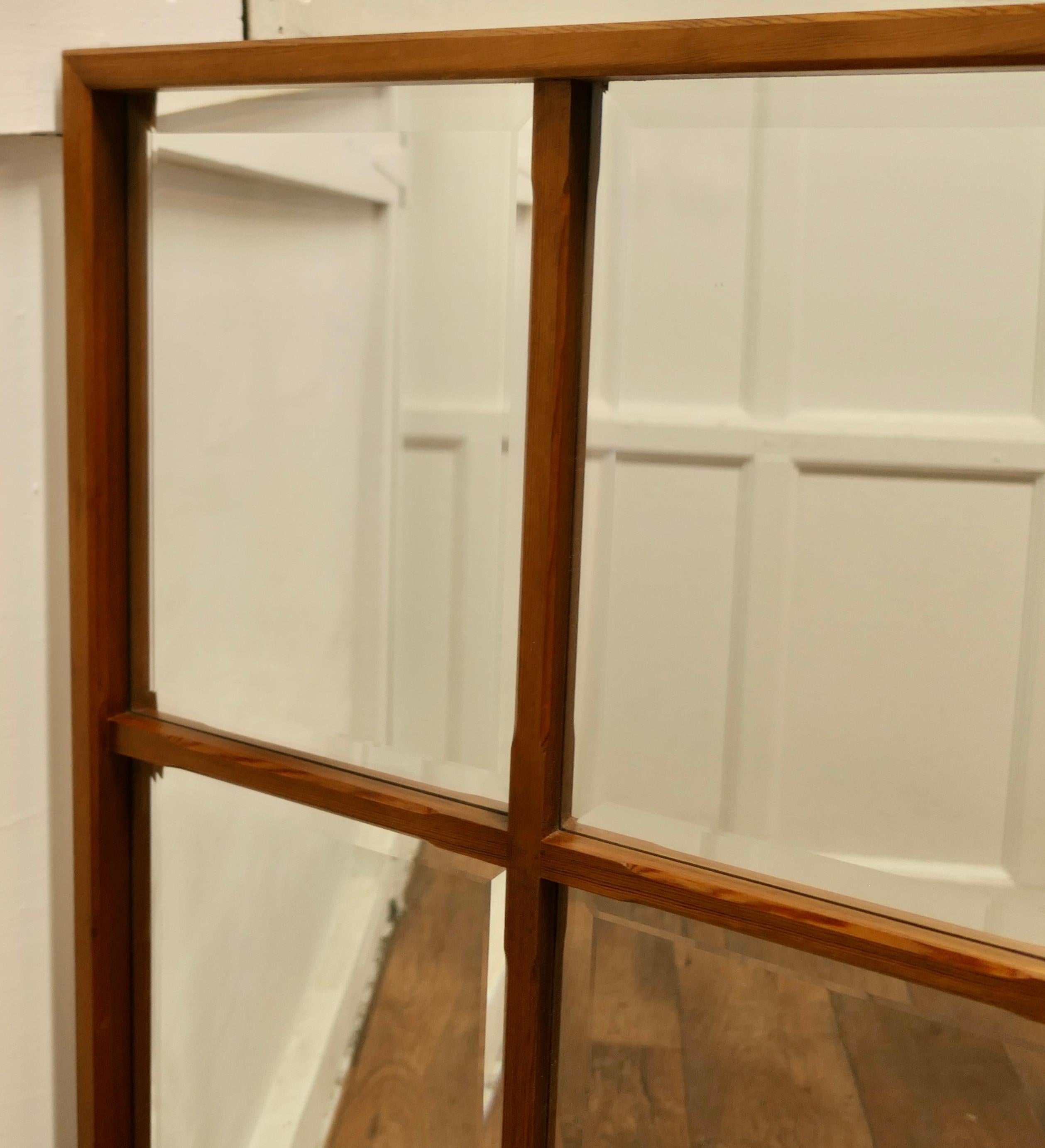 Quadratischer Window-Spiegel im Industrie-Look     (20. Jahrhundert) im Angebot