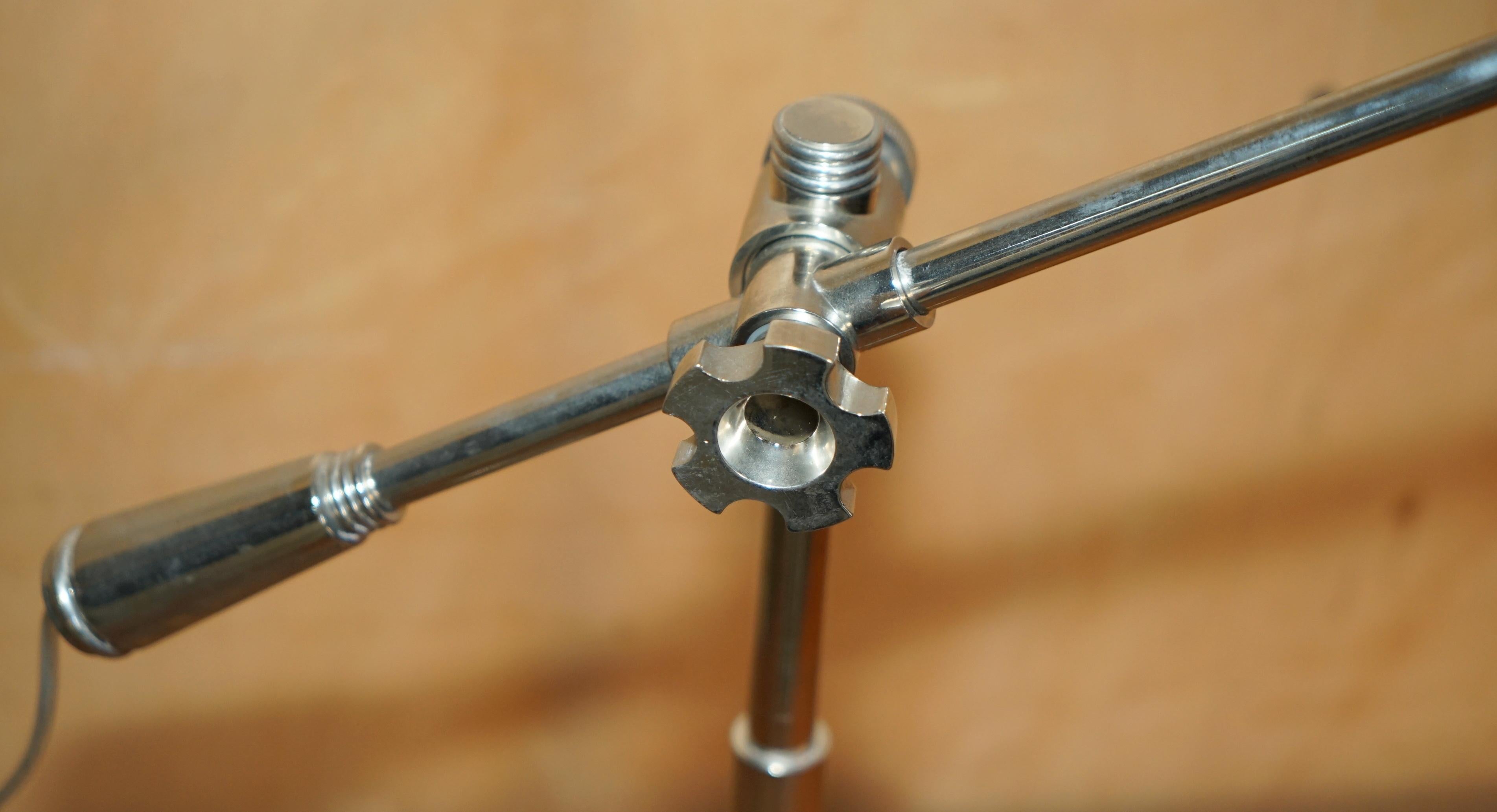 Hand-Crafted INDUSTRIAL LOOKING RALPH LAUREN ViNTAGE CHROME ARTICULATED ADJUSTABLE TABLE LAMP For Sale