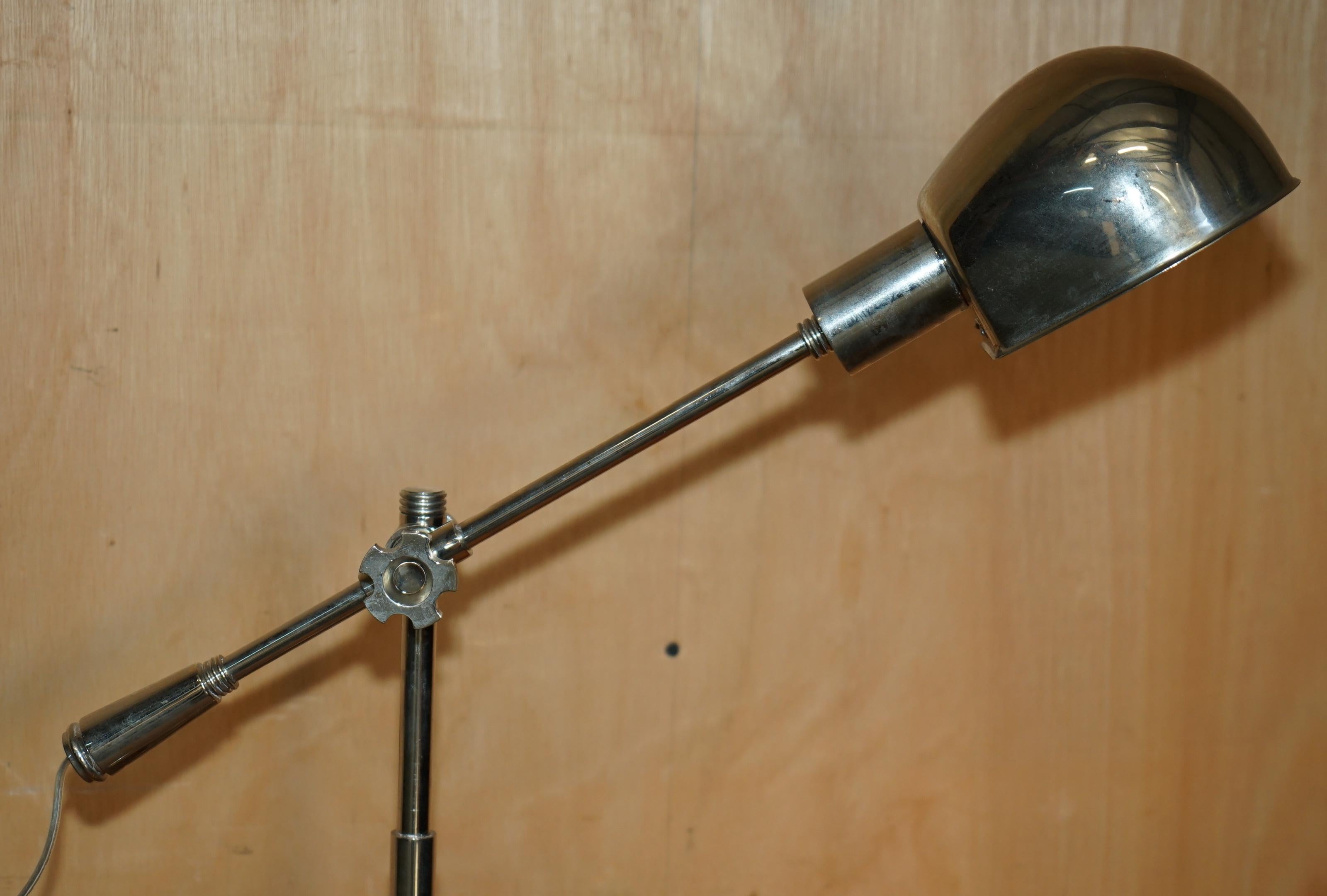 INDUSTRIAL LOOKING RALPH LAUREN ViNTAGE CHROME ARTICULATED ADJUSTABLE TABLE LAMP For Sale 2