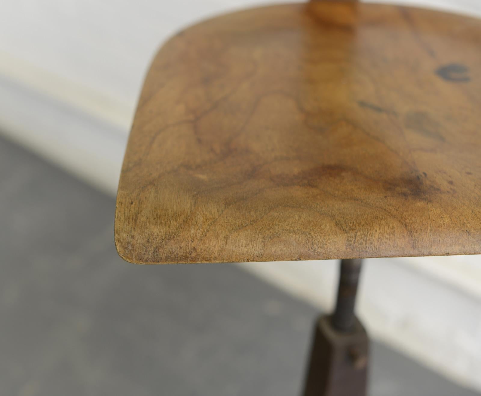 English Industrial Machinists Chair by Singer, circa 1930s