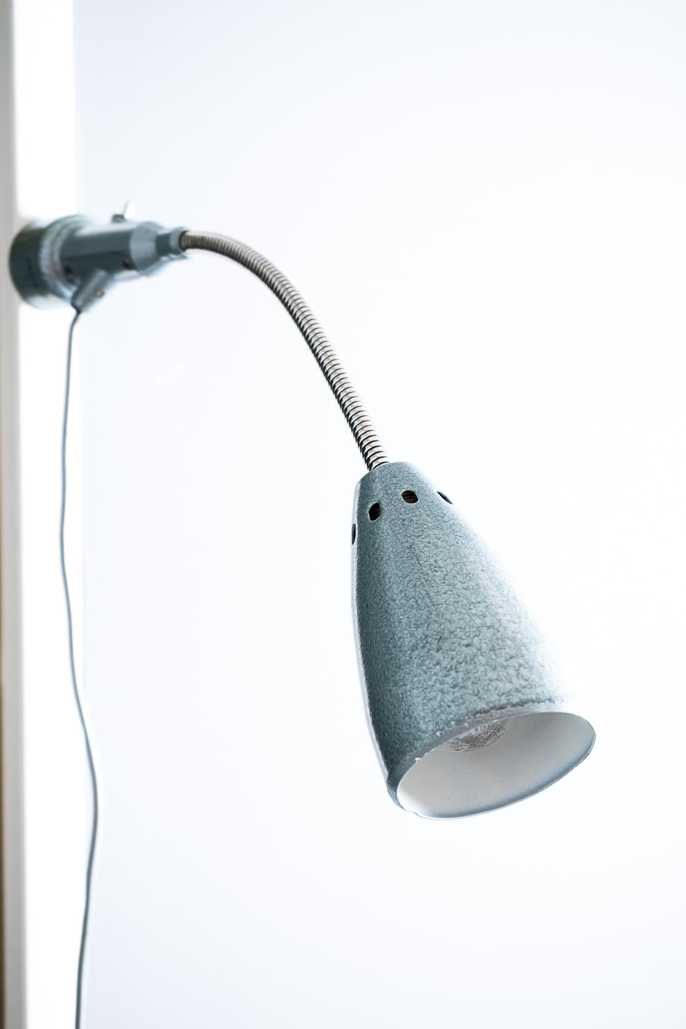 Industrial Magnetic Table Lamp by Trillafix, circa 1950s For Sale 10