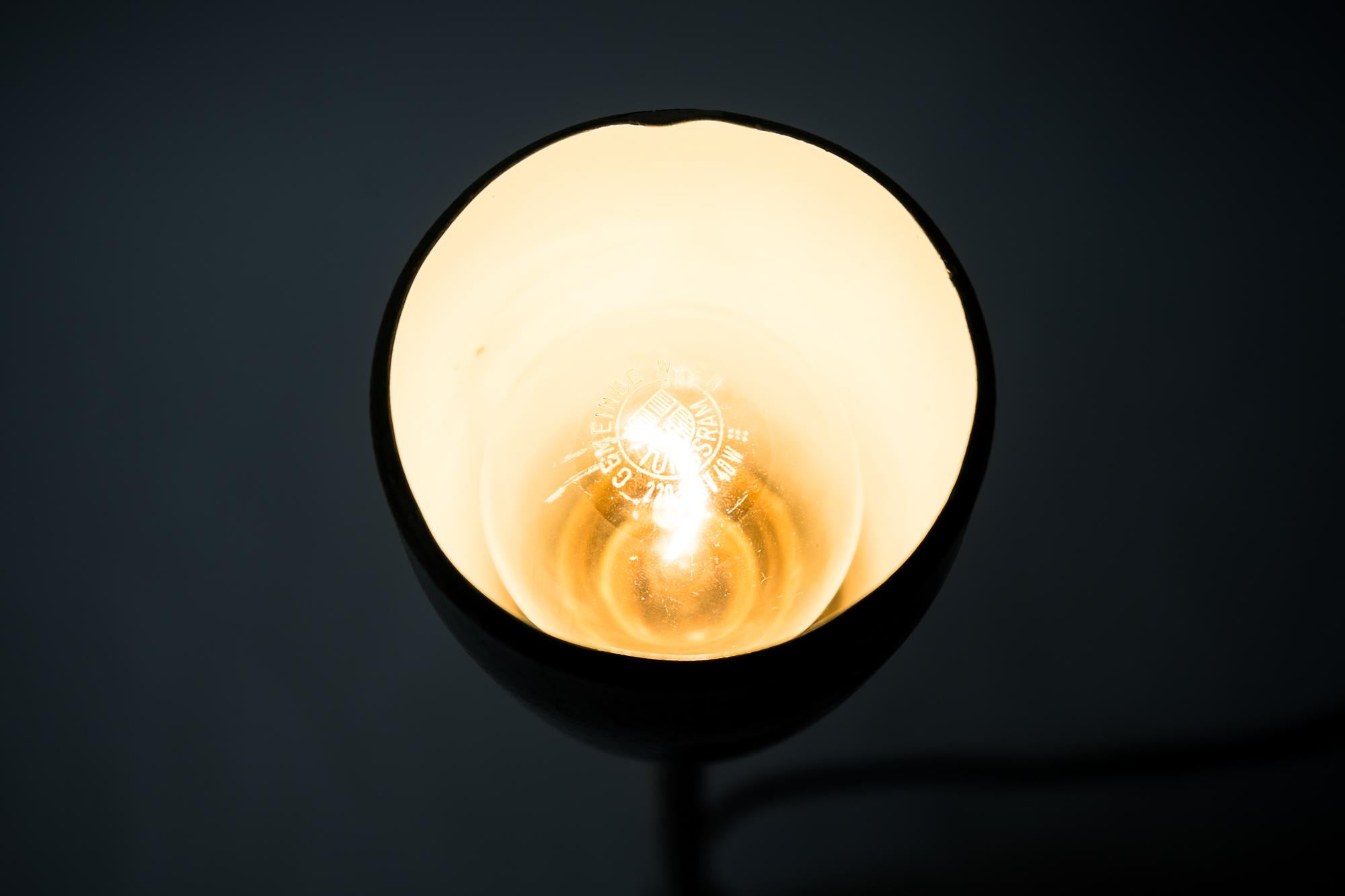 Industrial Magnetic Table Lamp by Trillafix, circa 1950s For Sale 2