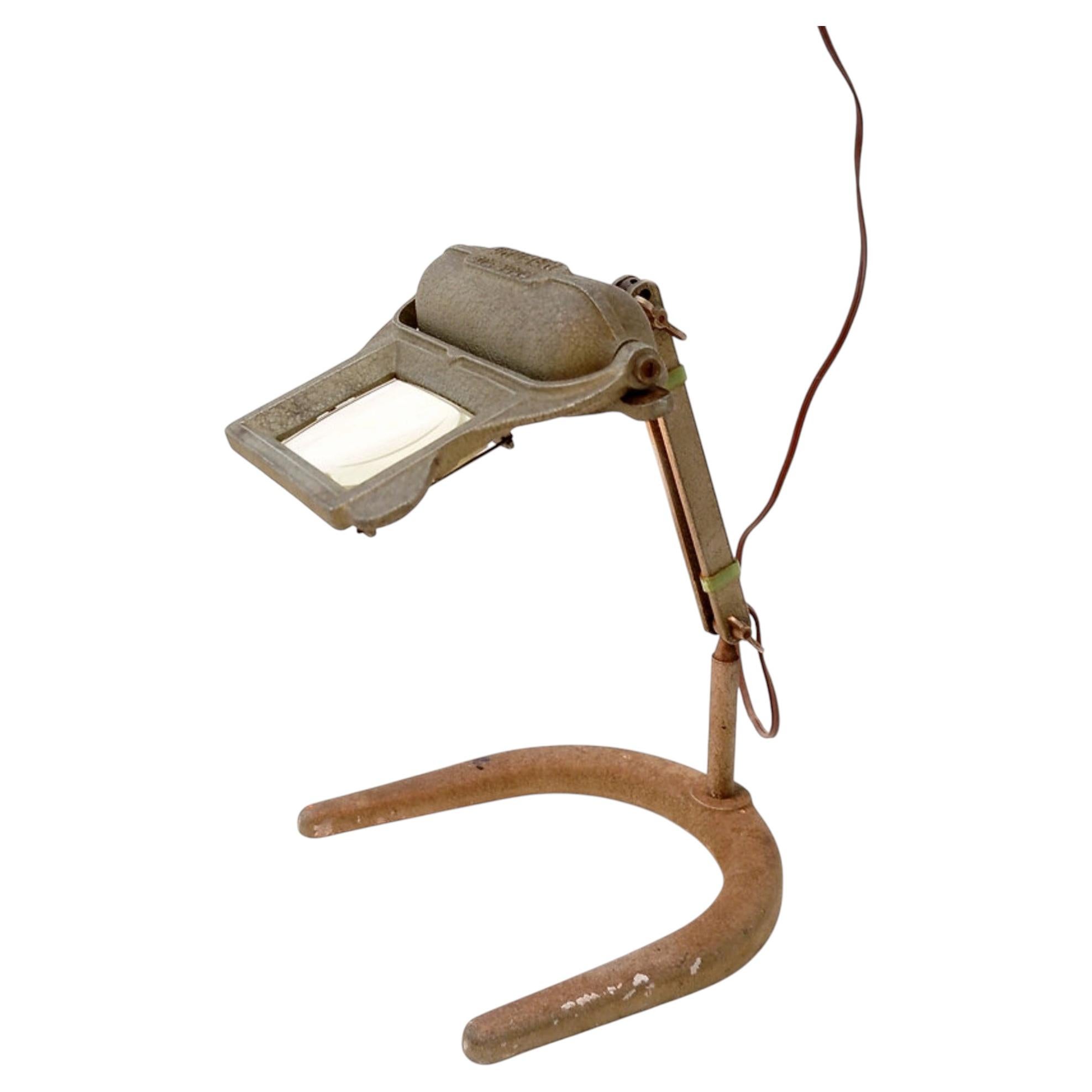 Lampada ingranditrice industriale di Gruber, brevettata S.G.D.G. in Francia - anni '40/'50 in vendita