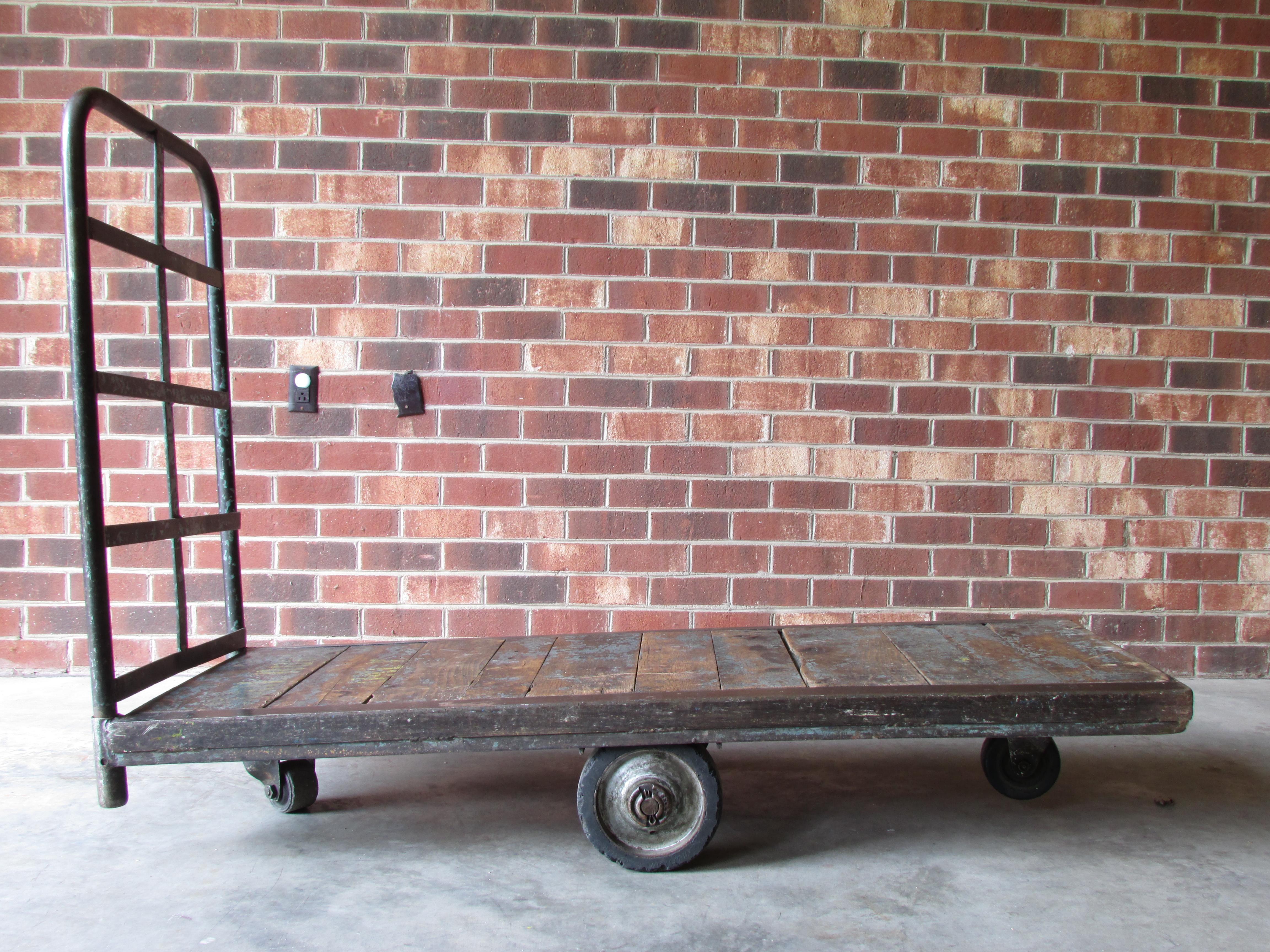 Industrial Mail Room Cart In Distressed Condition For Sale In High Point, NC