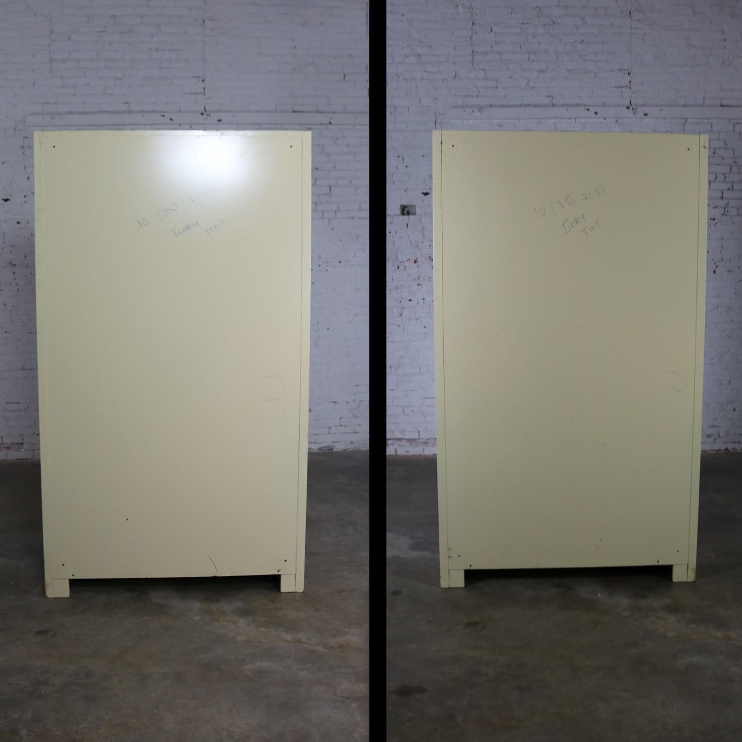 Industrial Metal Cabinet Glass Doors for Display or Bookcase In Good Condition In Topeka, KS