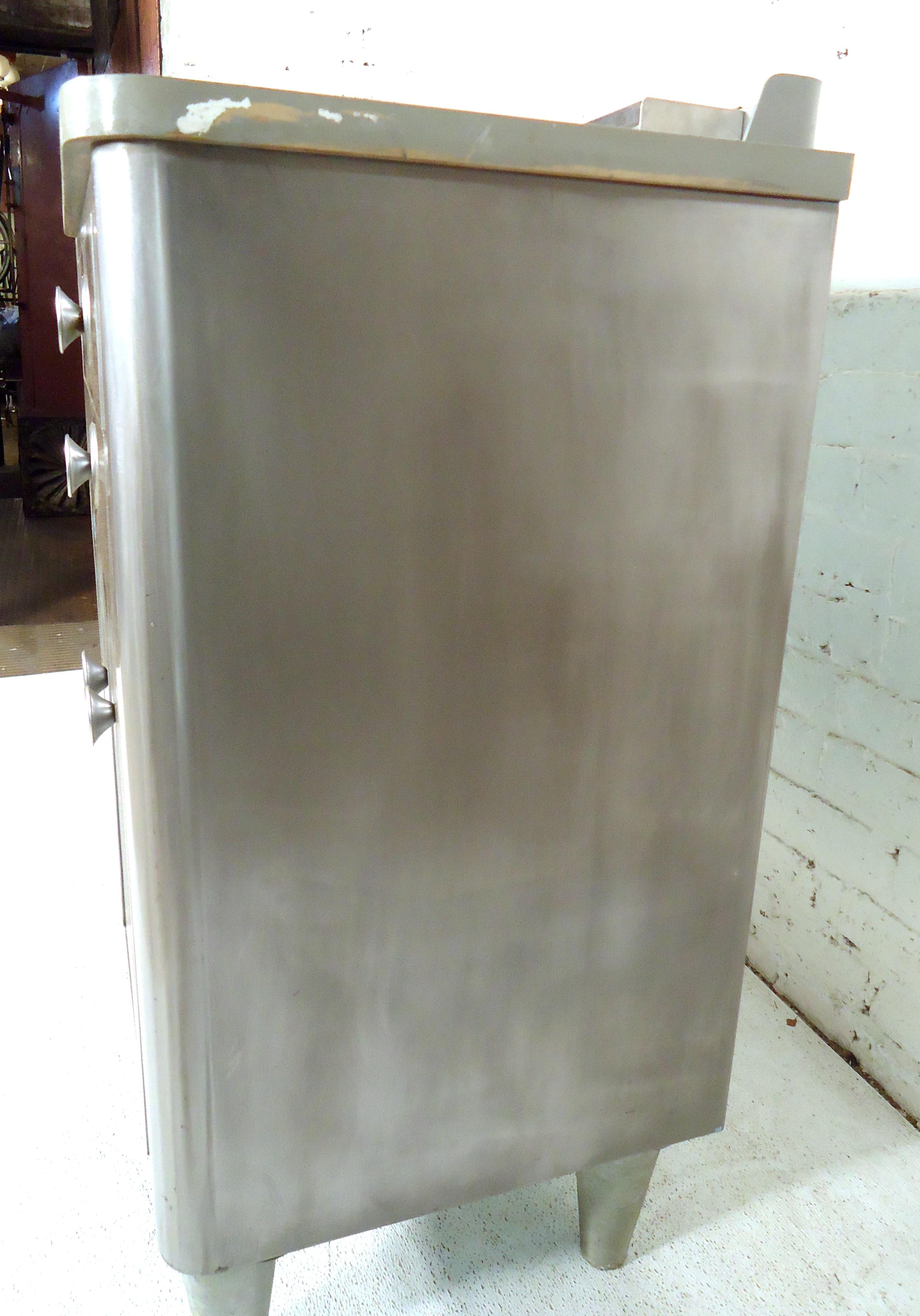Industrial Metal Dental Cabinet In Distressed Condition In Brooklyn, NY