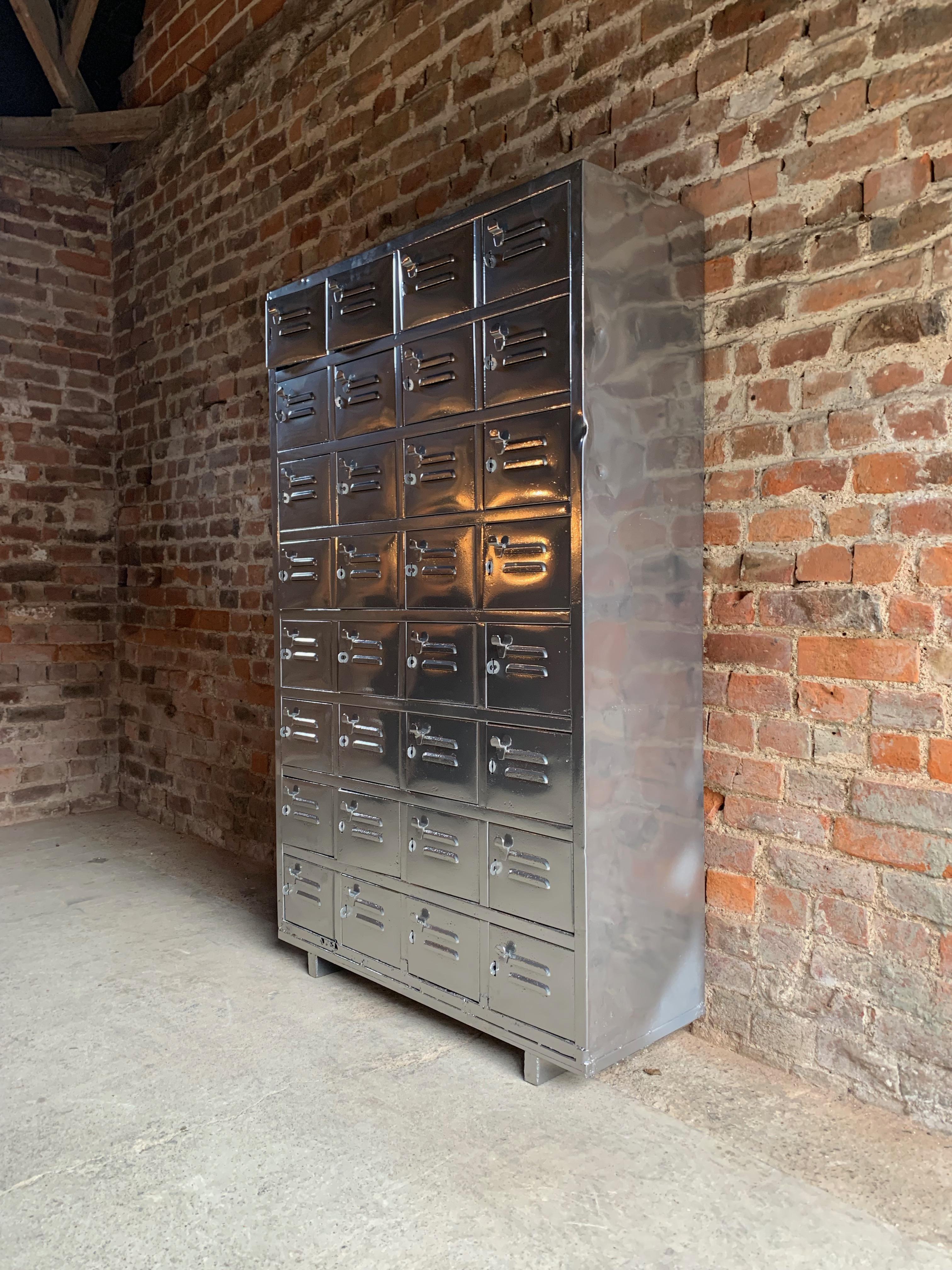 Industrial Metal Lockers Cabinet Midcentury Steel Cabinet Loft Style, 1940s In Distressed Condition In Longdon, Tewkesbury