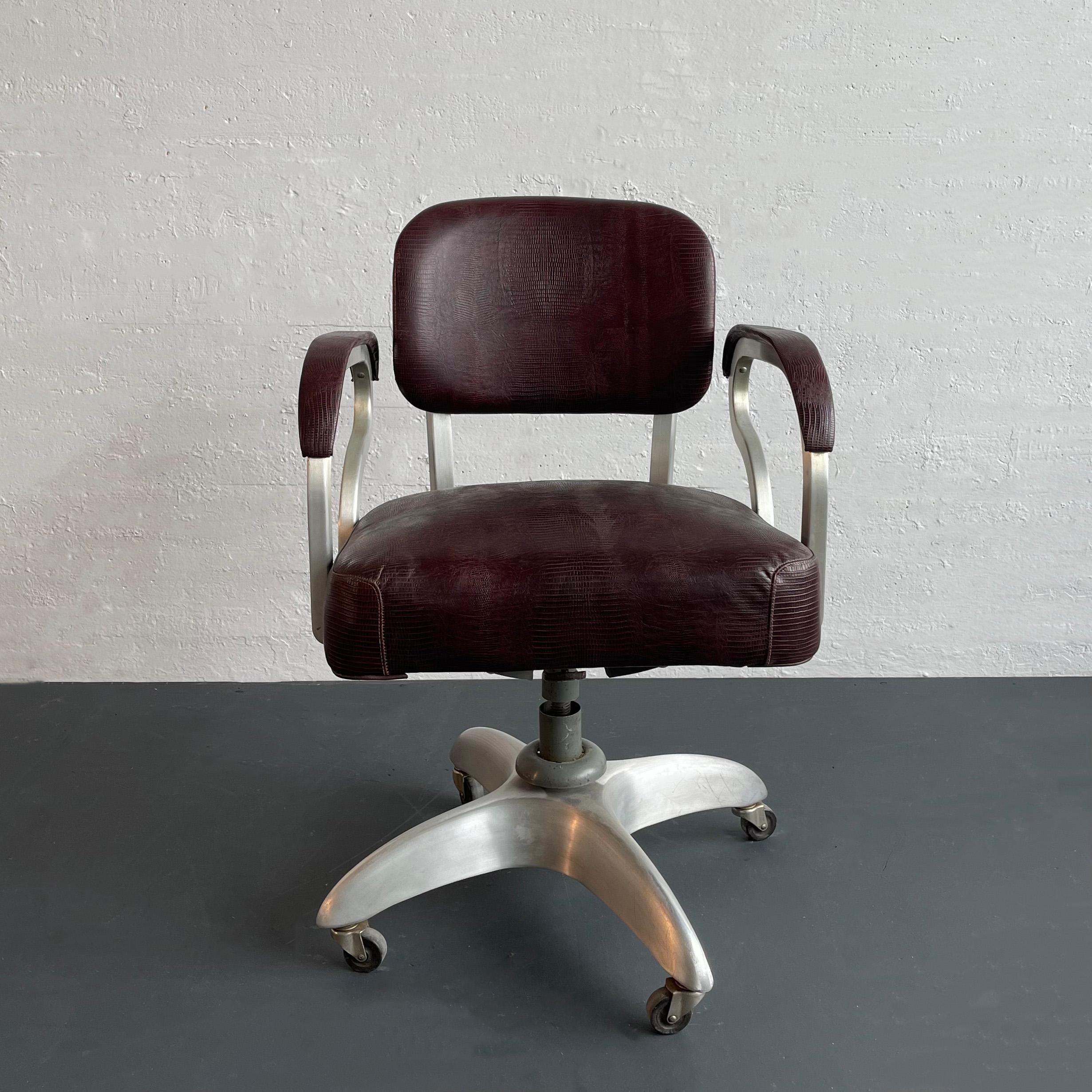 Chaise de bureau industrielle mi-siècle en cuir et aluminium par GoodForm 3